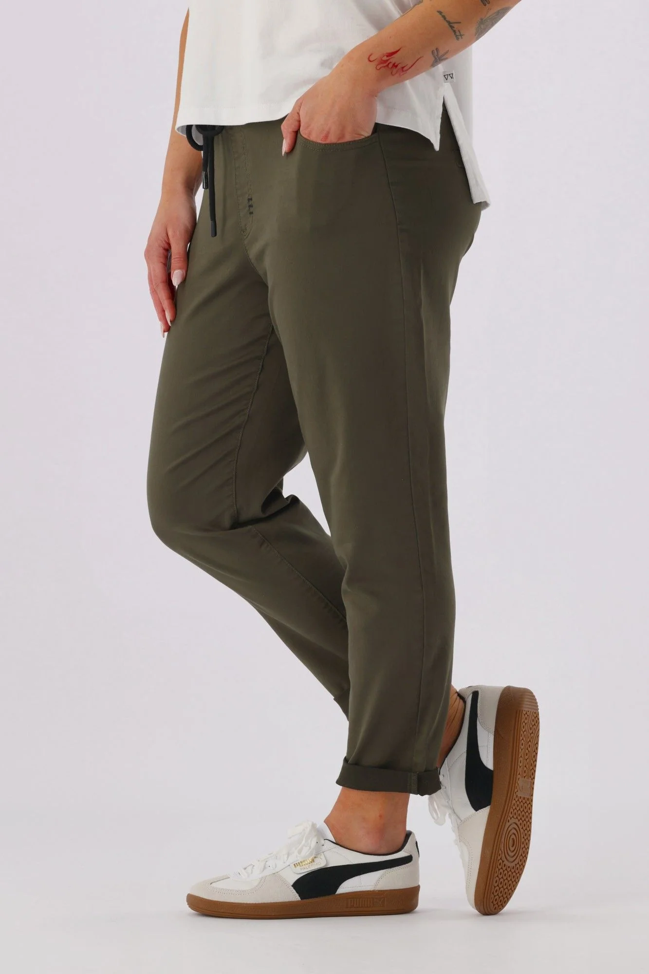 Shine On Label Raglan Jogger Khaki - Image 3