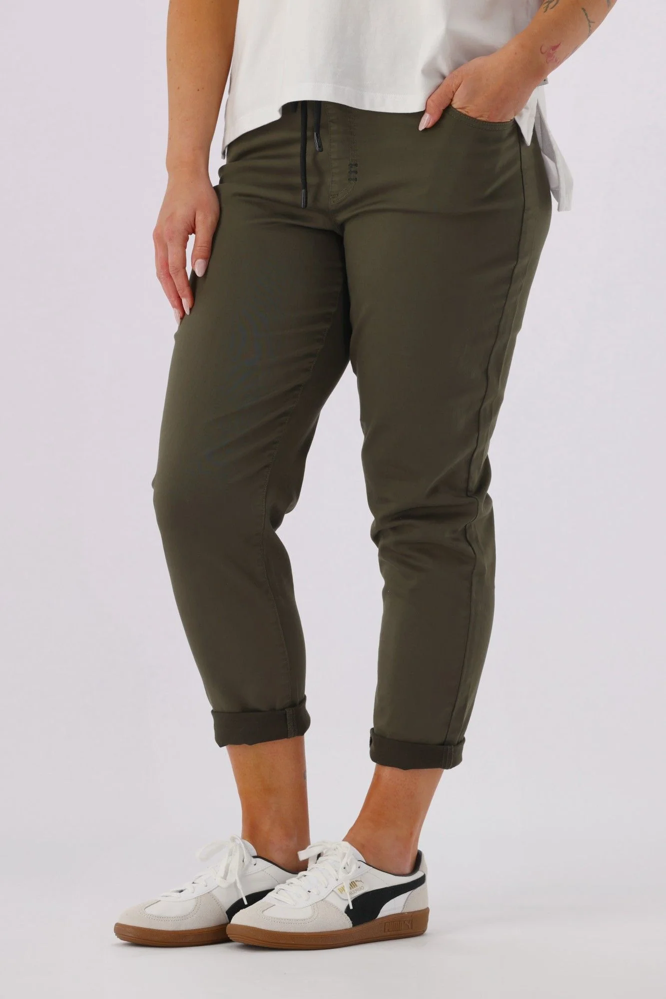 Shine On Label Raglan Jogger Khaki - Image 6