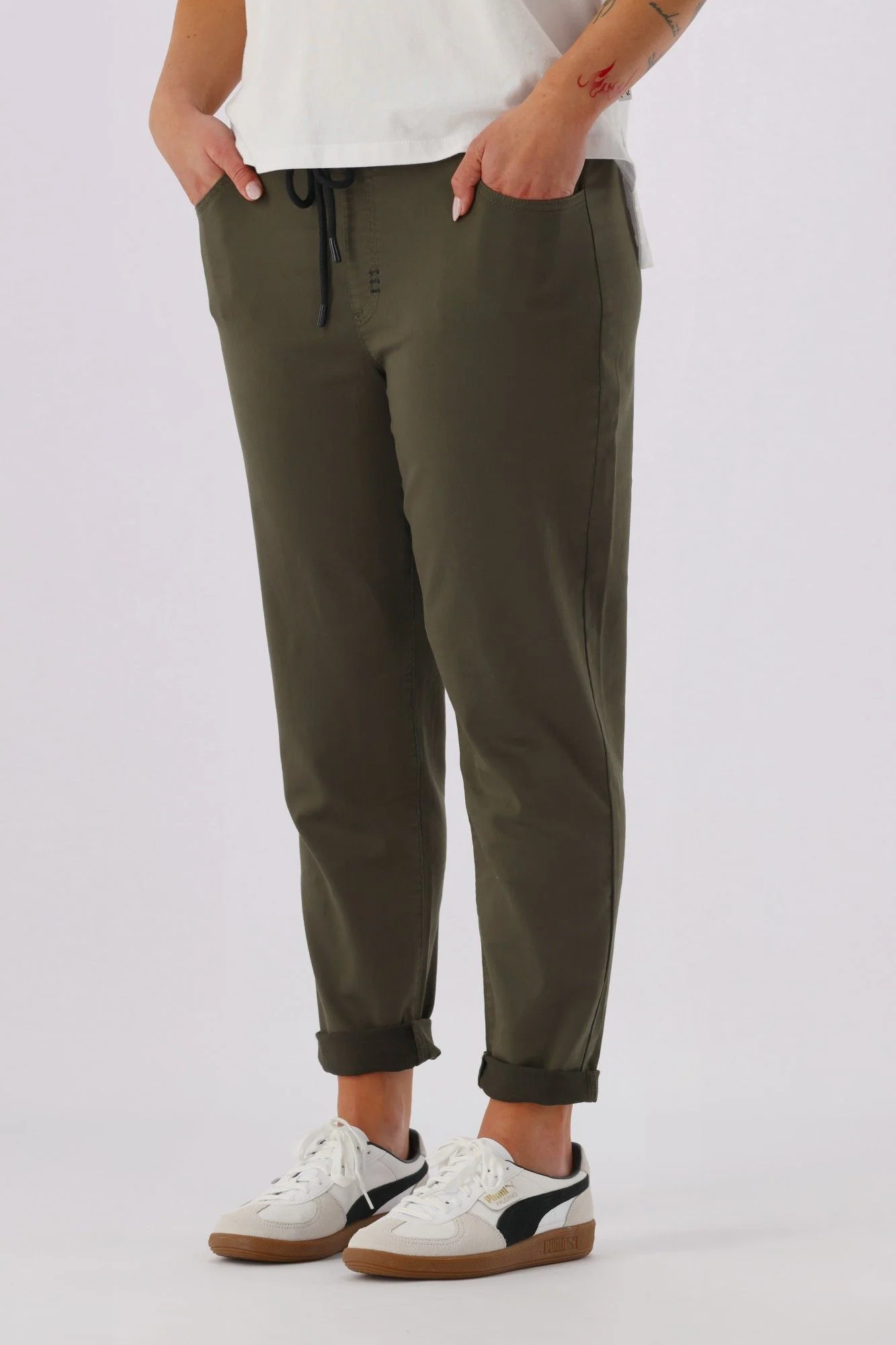 Shine On Label Raglan Jogger Khaki - Image 7