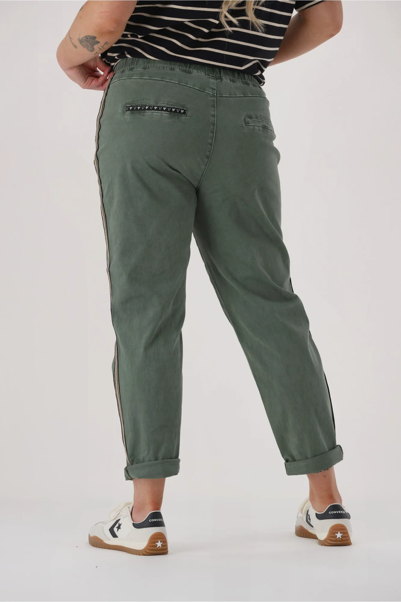 Shine On Label Raglan Jogger Khaki - Image 10