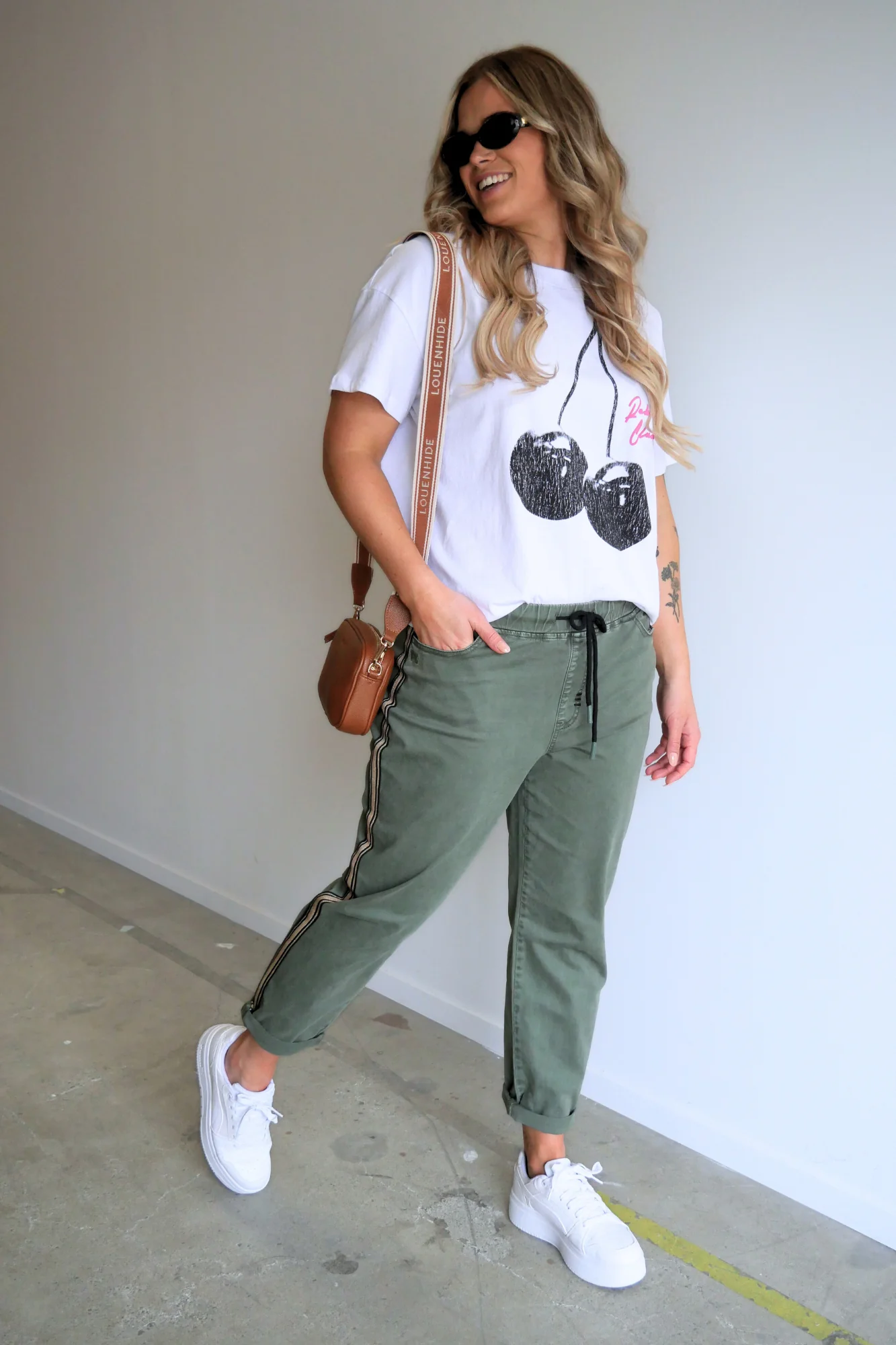 Shine On Label Raglan Jogger Khaki - Image 3
