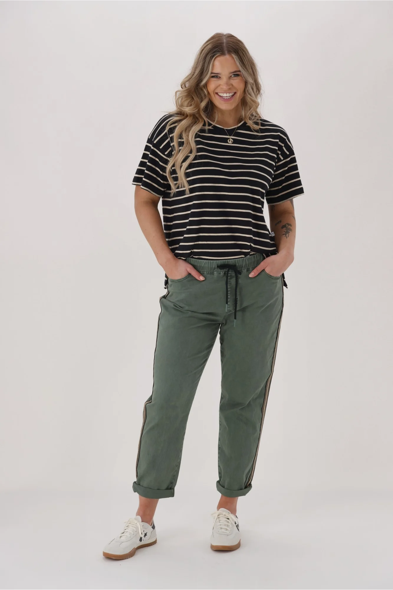 Shine On Label Raglan Jogger Khaki - Image 6