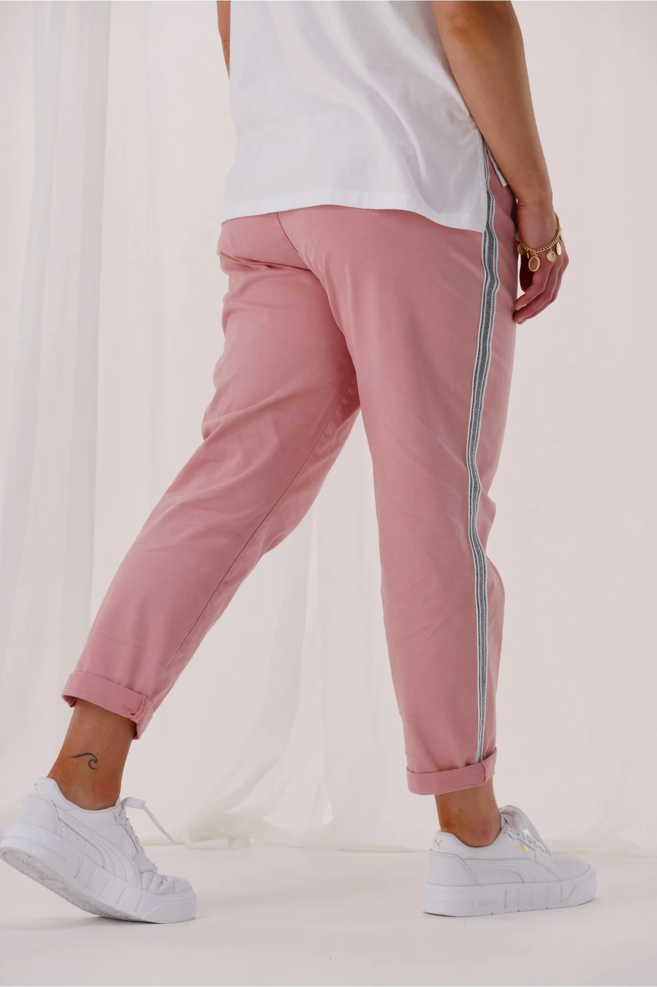 Shine On Label Raglan Jogger Pink - Image 6