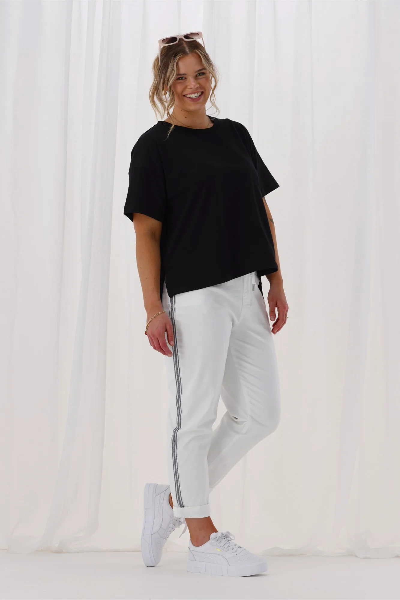 Shine On Label Raglan Jogger White - Image 4