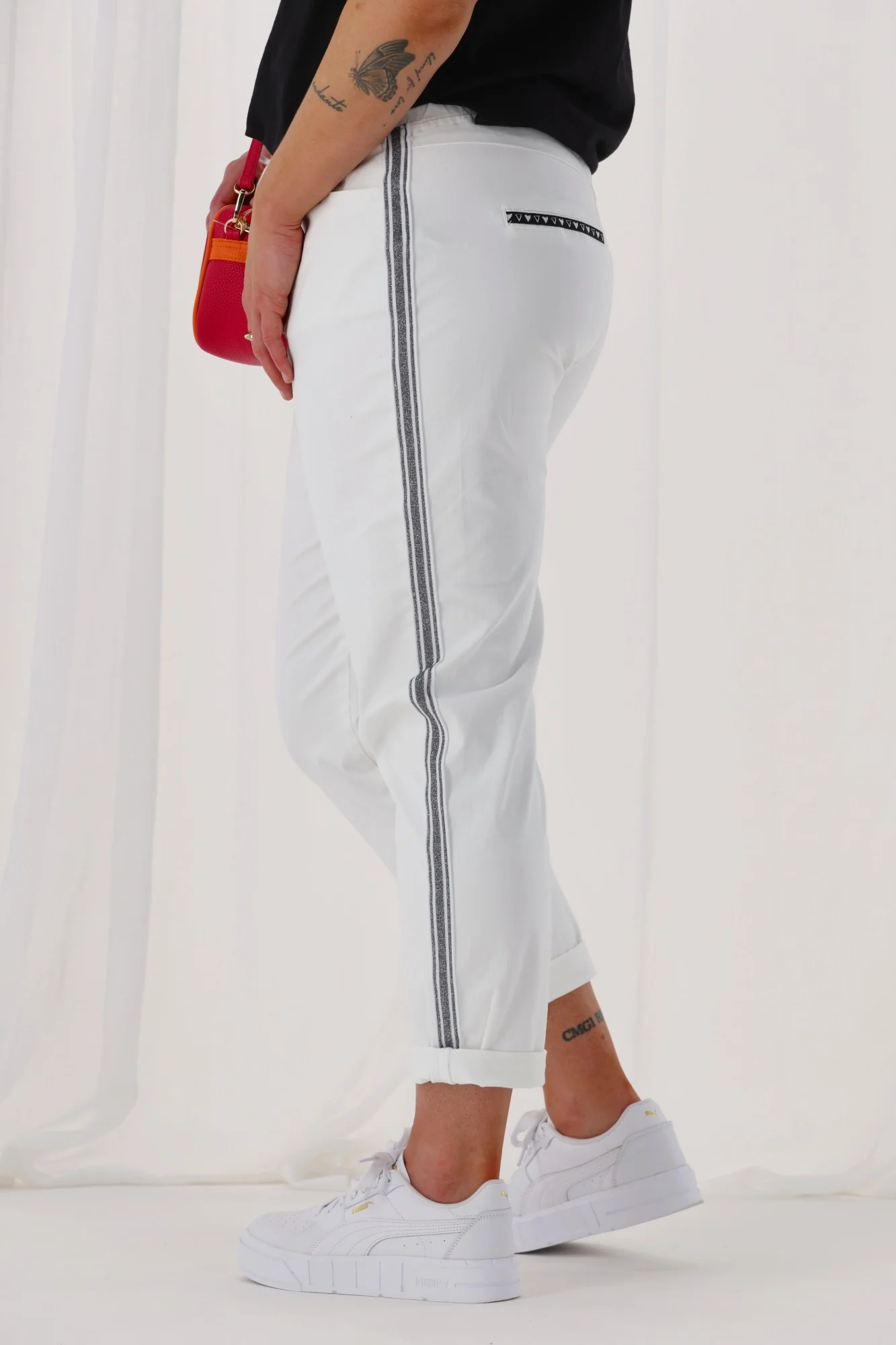 Shine On Label Raglan Jogger White - Image 6