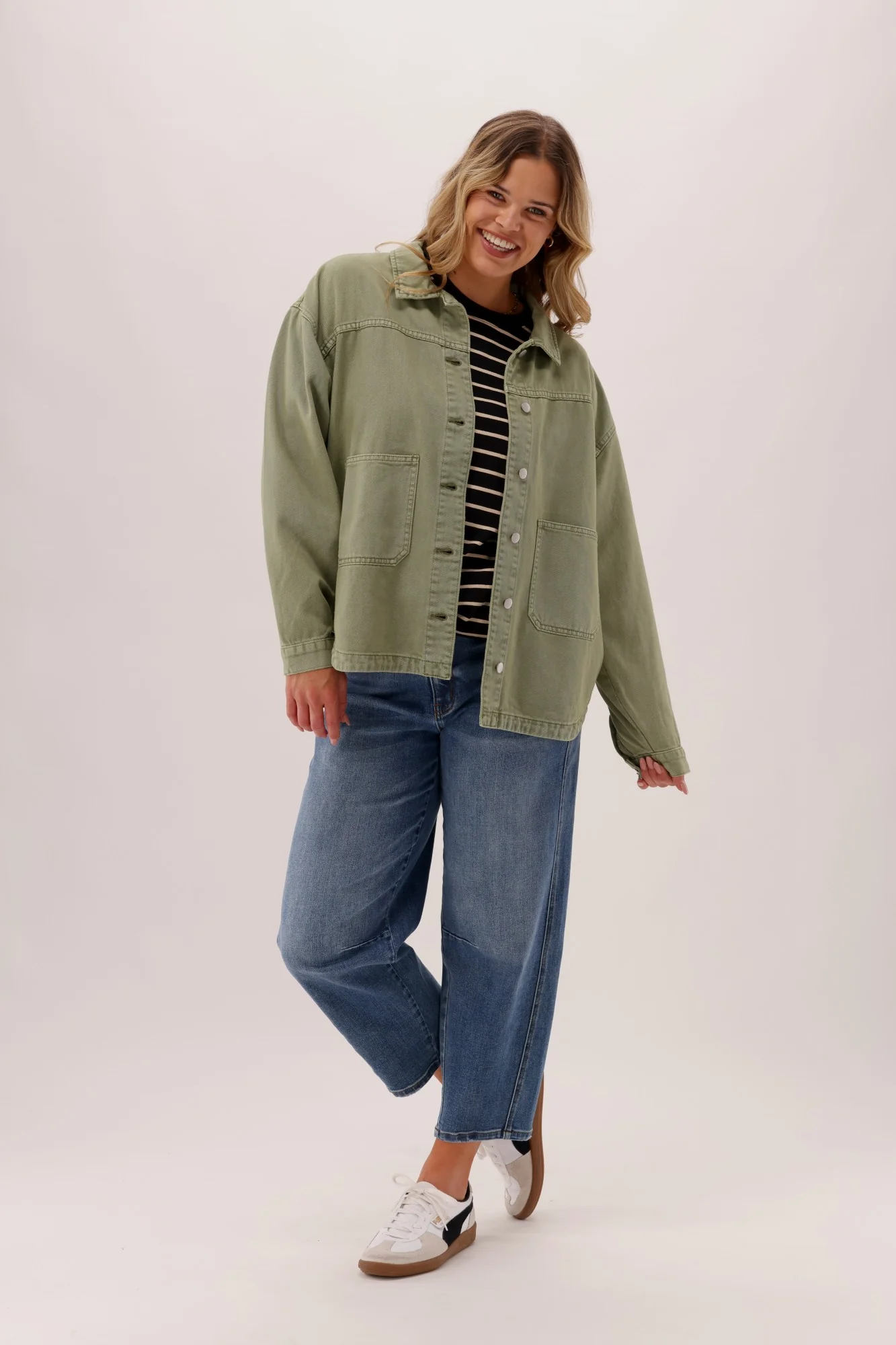 Shine On Label Ransom Shacket Khaki - Image 3