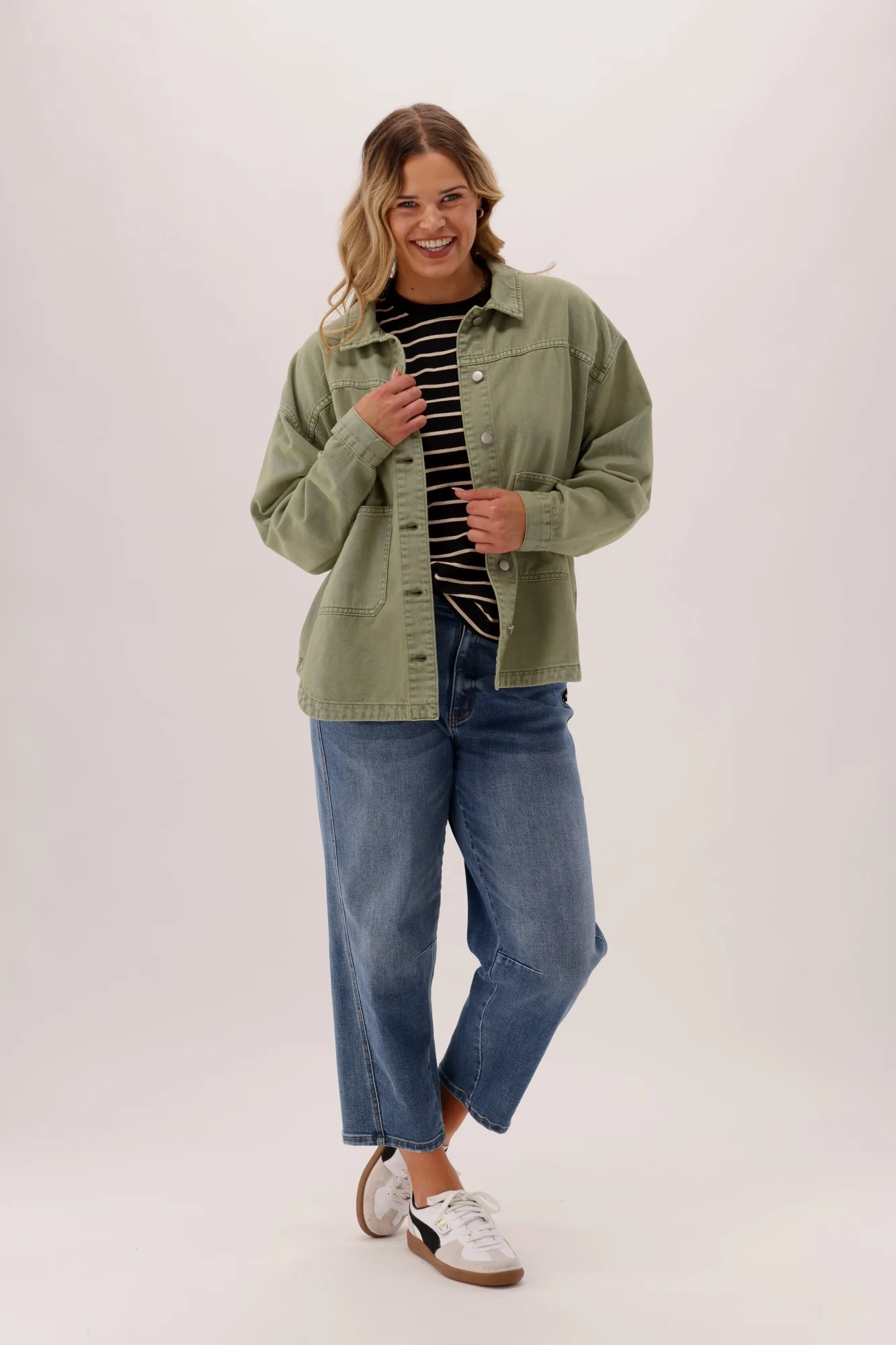Shine On Label Ransom Shacket Khaki - Image 4