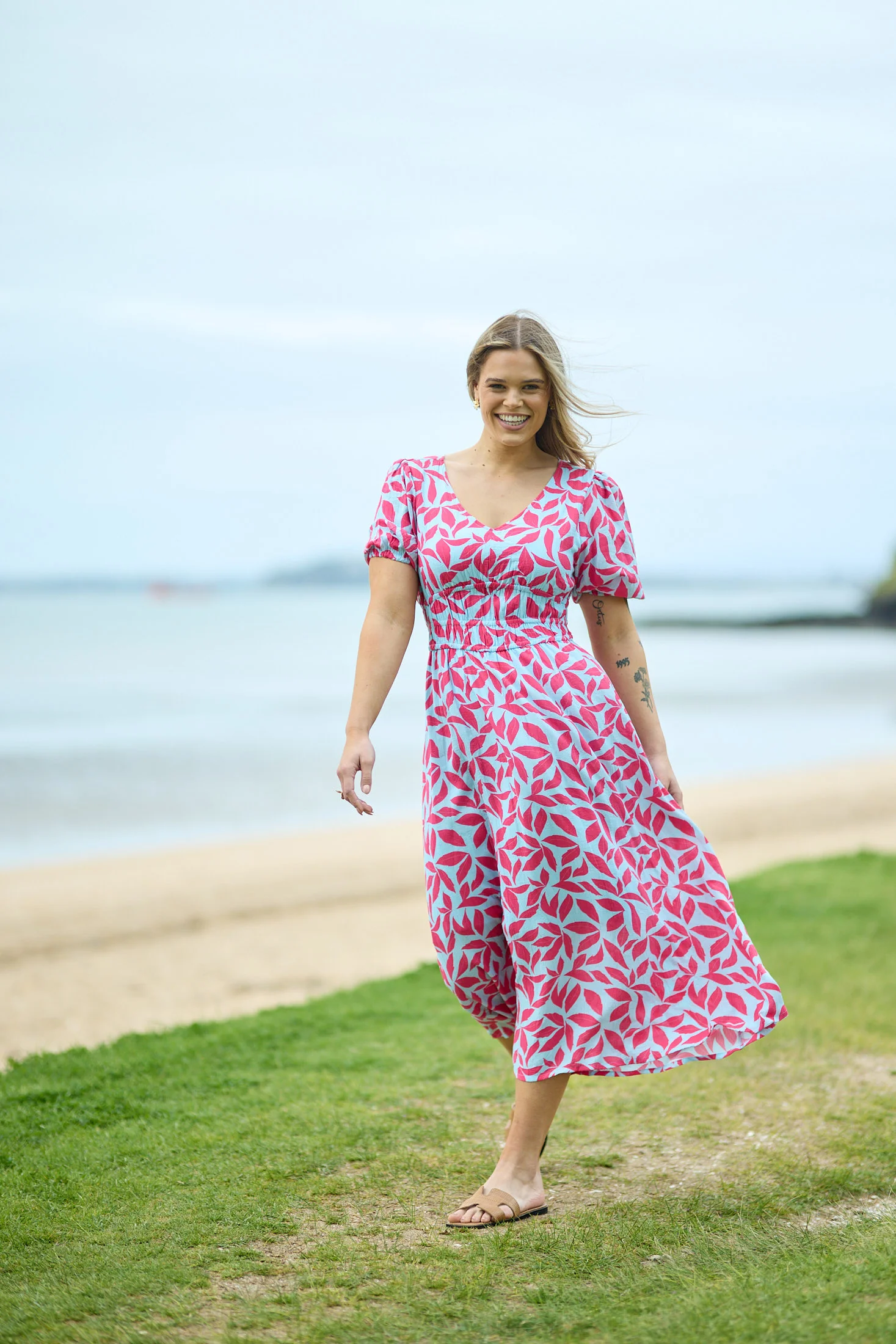 Shine On Label Reverie Midi Dress Print