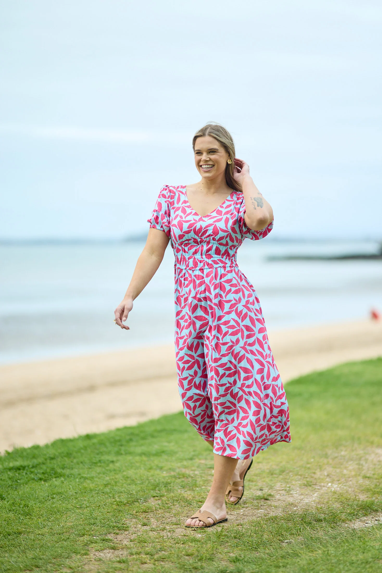 Shine On Label Reverie Midi Dress Print - Image 2