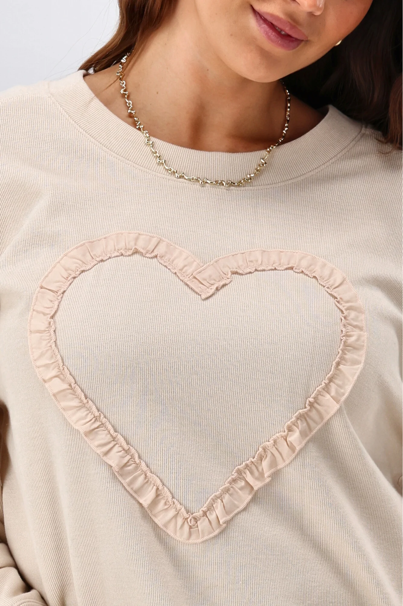 Shine On Label Riley Frill Heart Crew Oat - Image 3
