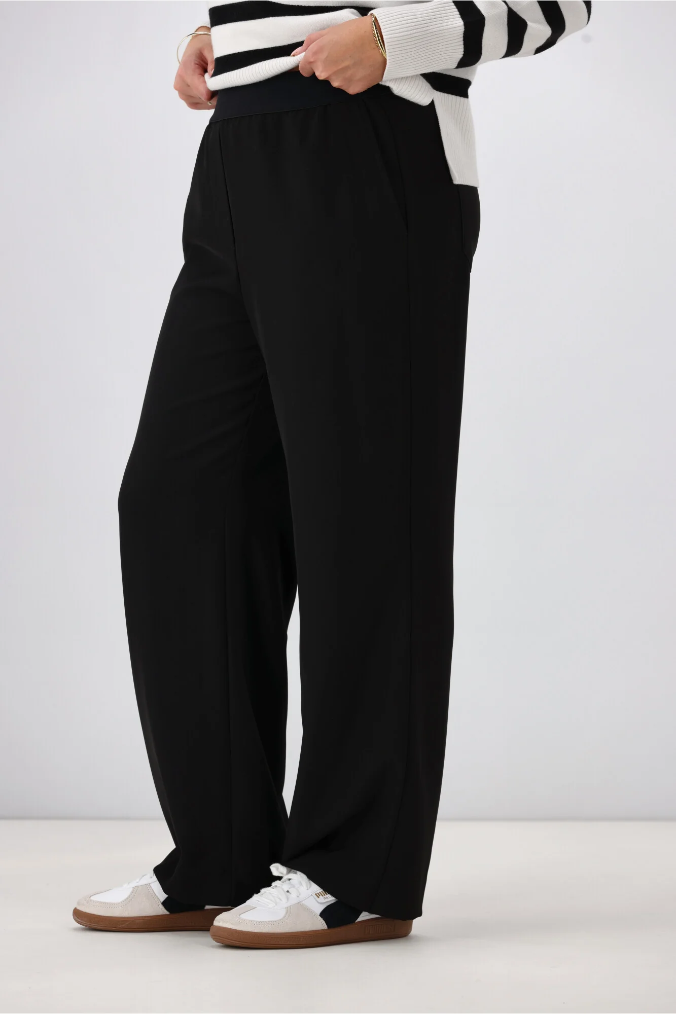 Shine On Label Roman Exposed Elastic Waist Wide Leg Pant Black - Image 2