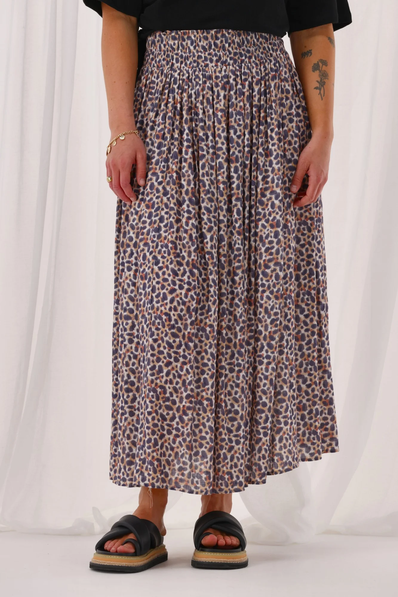 Shine On Label Sangali Maxi Skirt Animal Print - Image 2