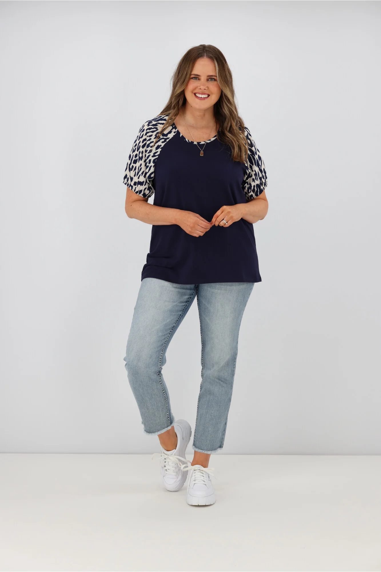 Shine On Label Sariah Animal print Puff Sleeve Top Midnight - Image 3