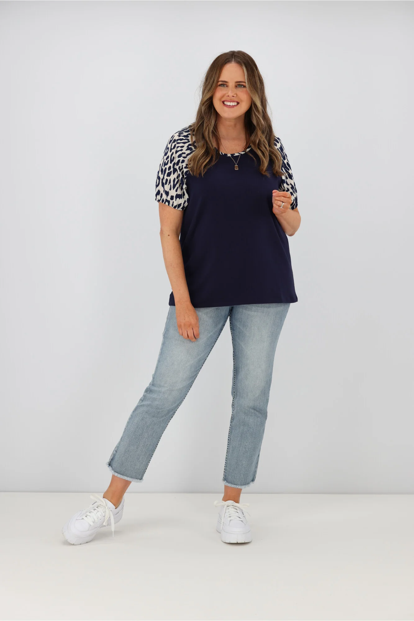 Shine On Label Sariah Animal print Puff Sleeve Top Midnight - Image 4