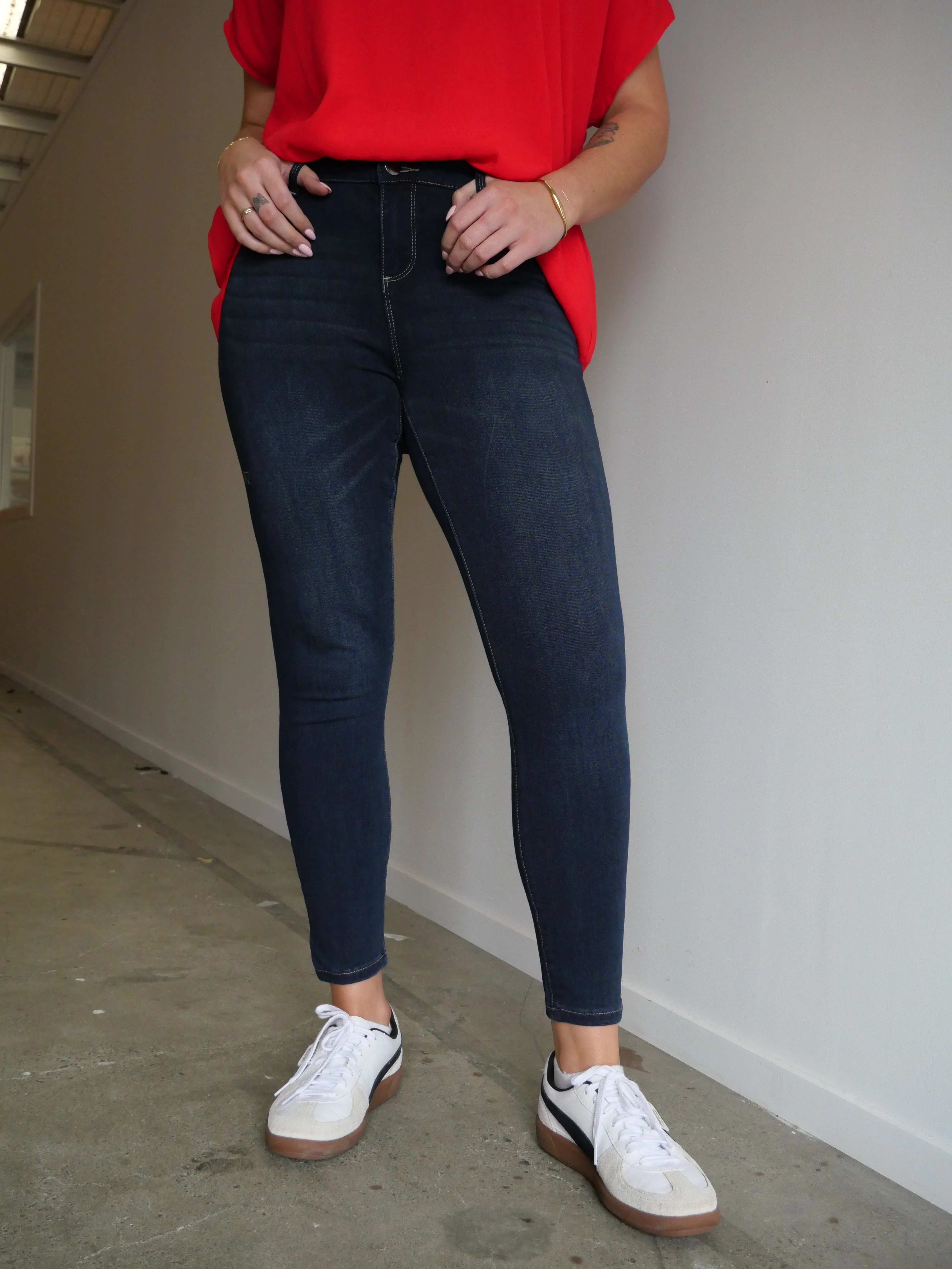 Shine On Label Sculpt Denim Cropped Jean Super Dark Indigo - Image 4