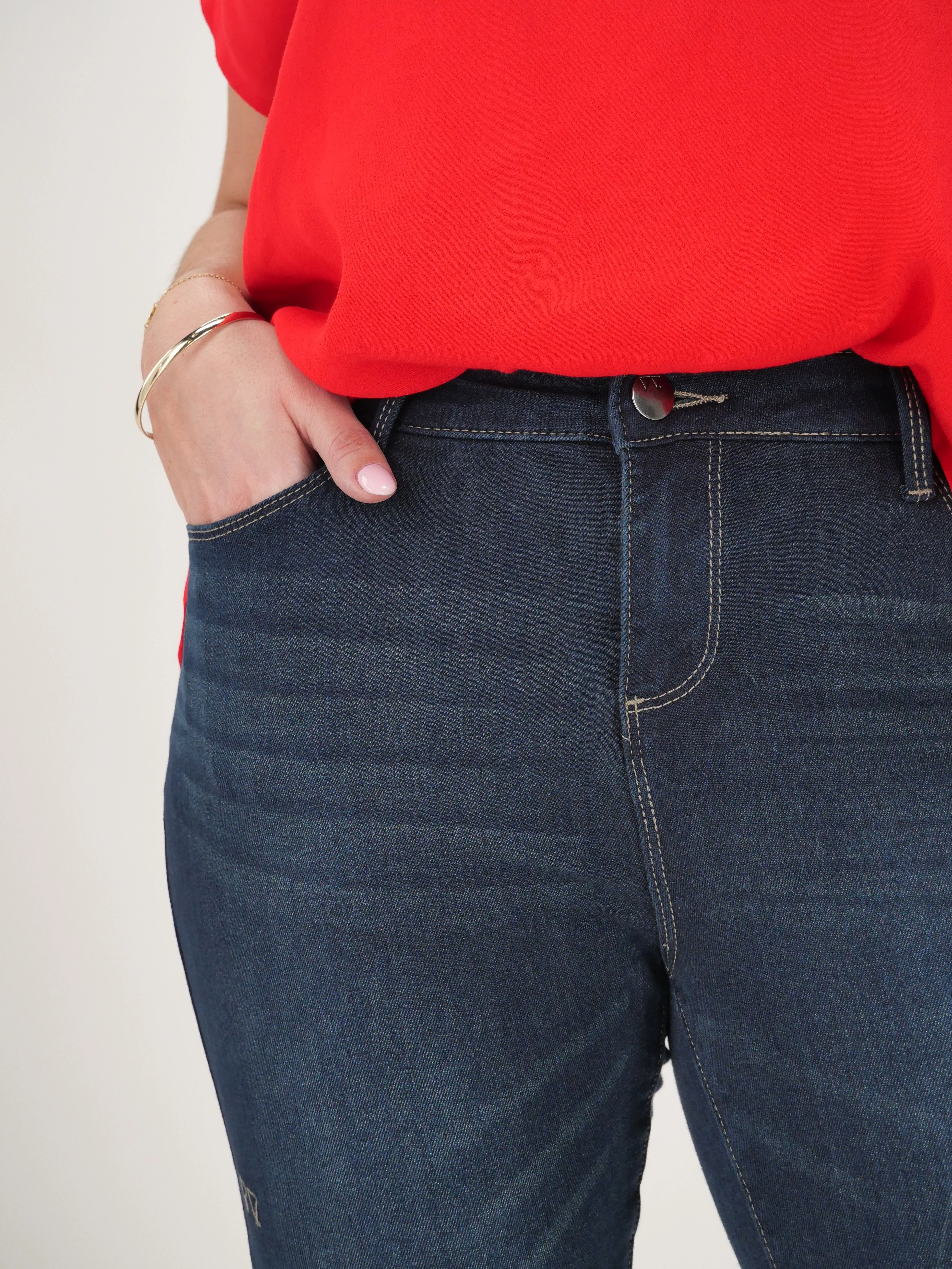 Shine On Label Sculpt Denim Cropped Jean Super Dark Indigo - Image 7