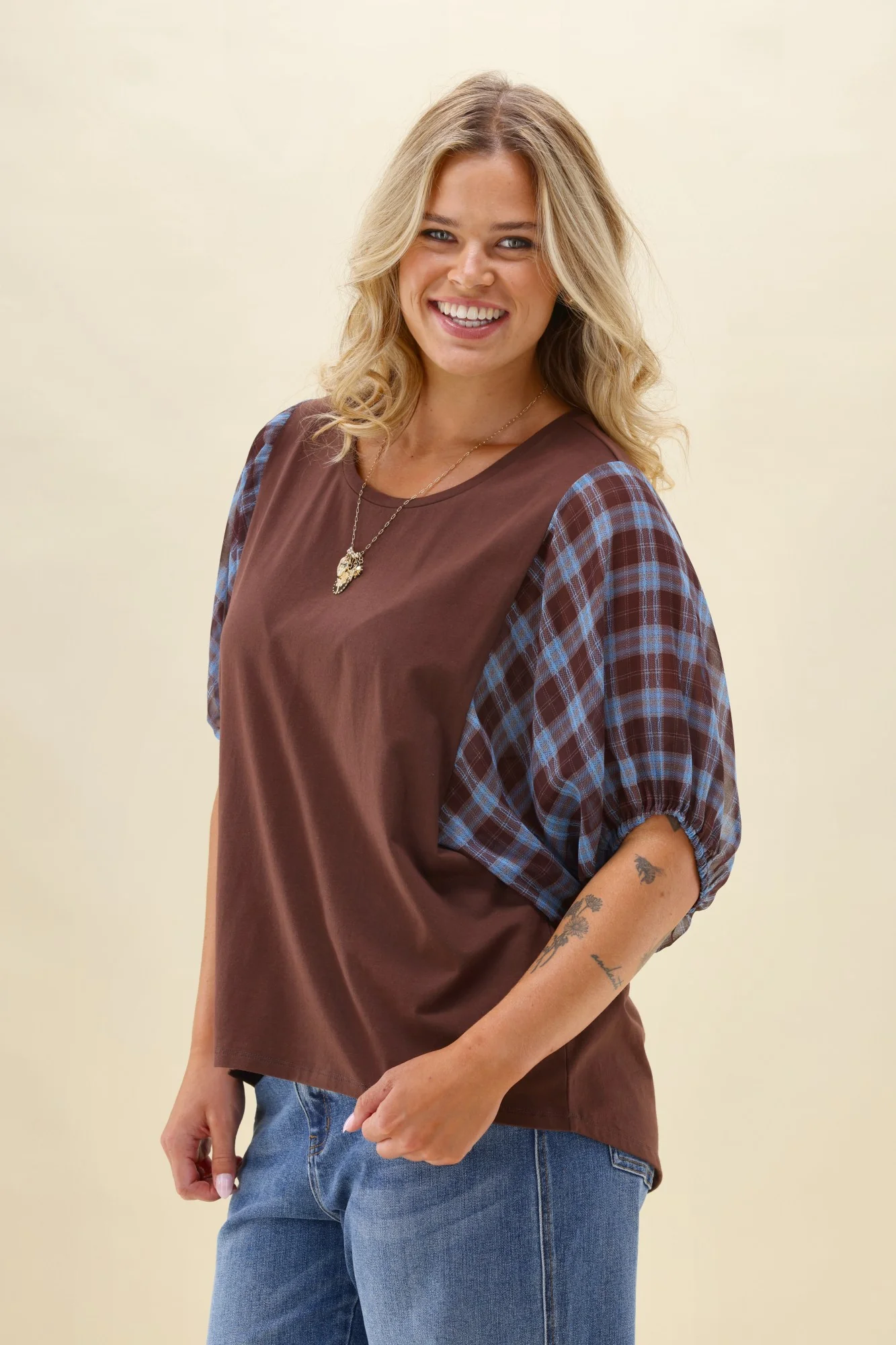 Shine On Label Selma Top Chocolate with Check Sleeve - Image 5