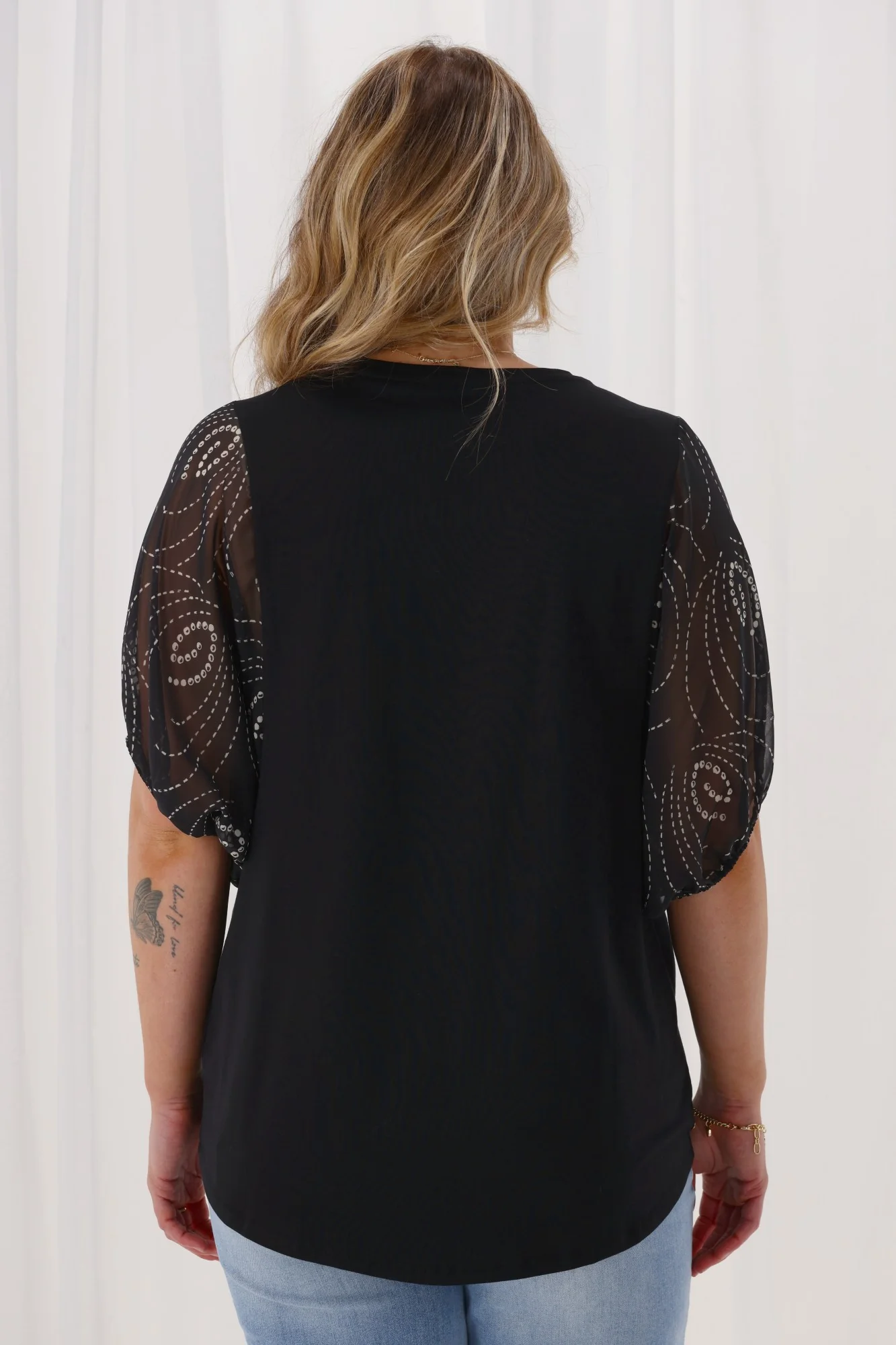 Shine On Label Selma Woven Sleeve Top Black Spiral Geo Print - Image 5