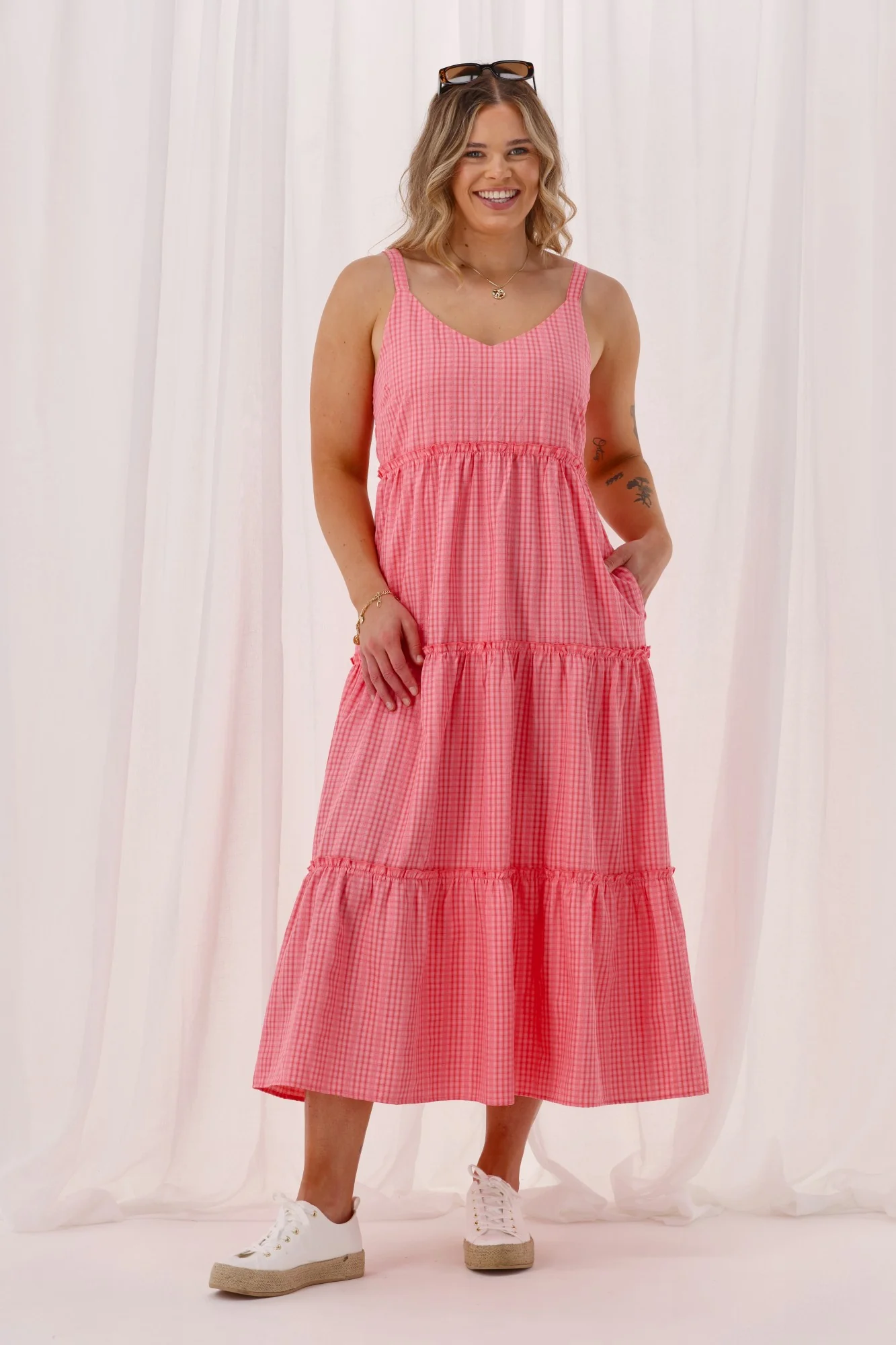 Shine On Label Shakayla Tiered Frill Dress Coral Check - Image 4