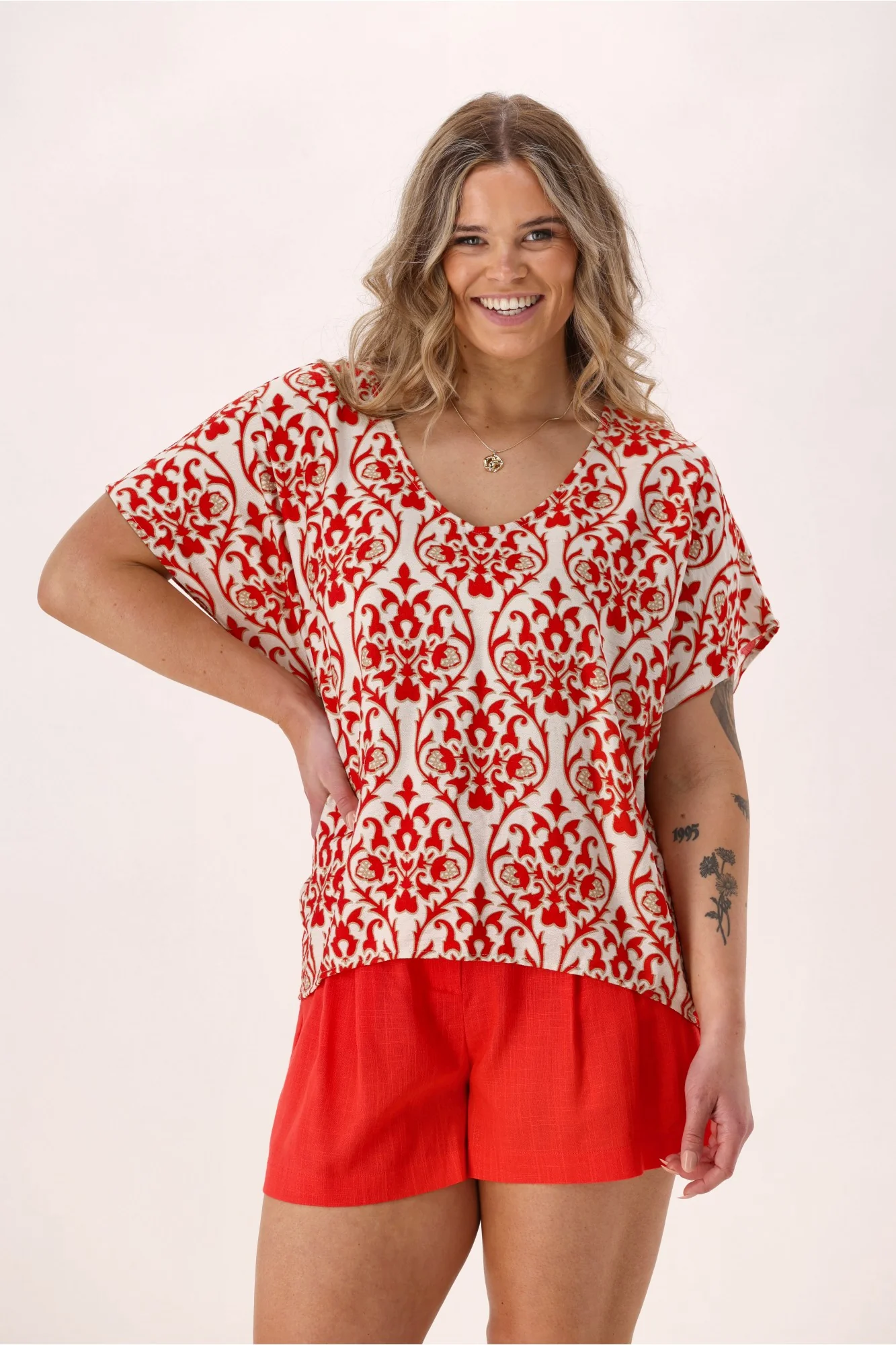 Shine On Label Shelley Top White Red Print - Image 4