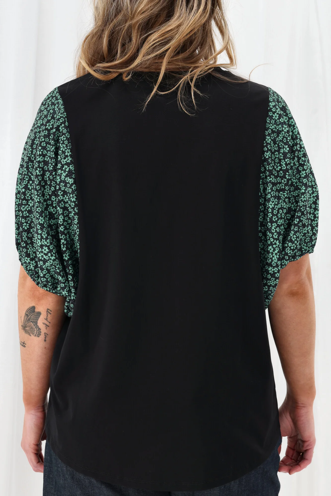 Shine On Label Sheyena Woven Sleeve Top Black w Green Floral - Image 7