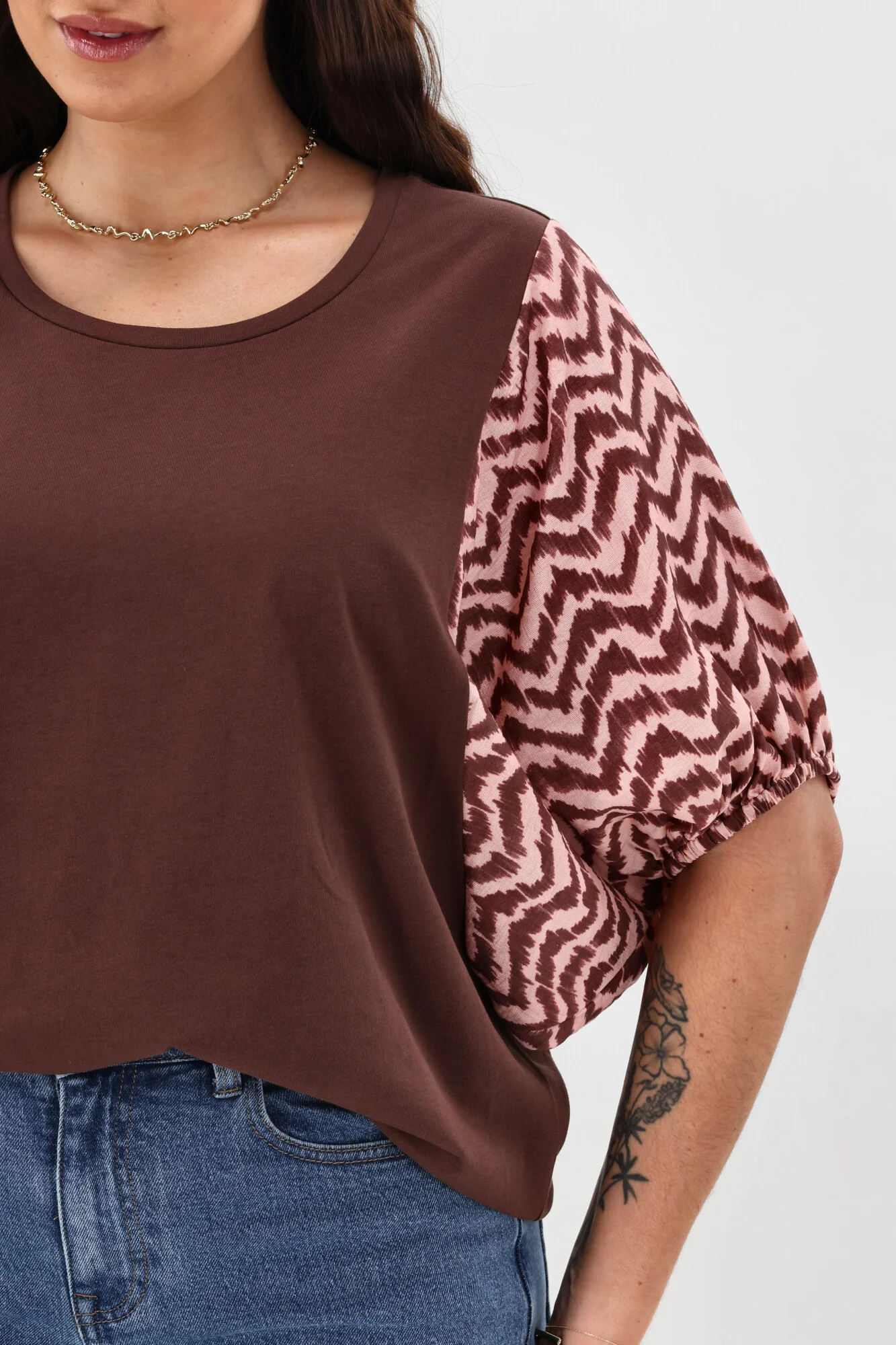 Shine On Label Sheyena Woven Sleeve Top Zig Zag Print - Image 2