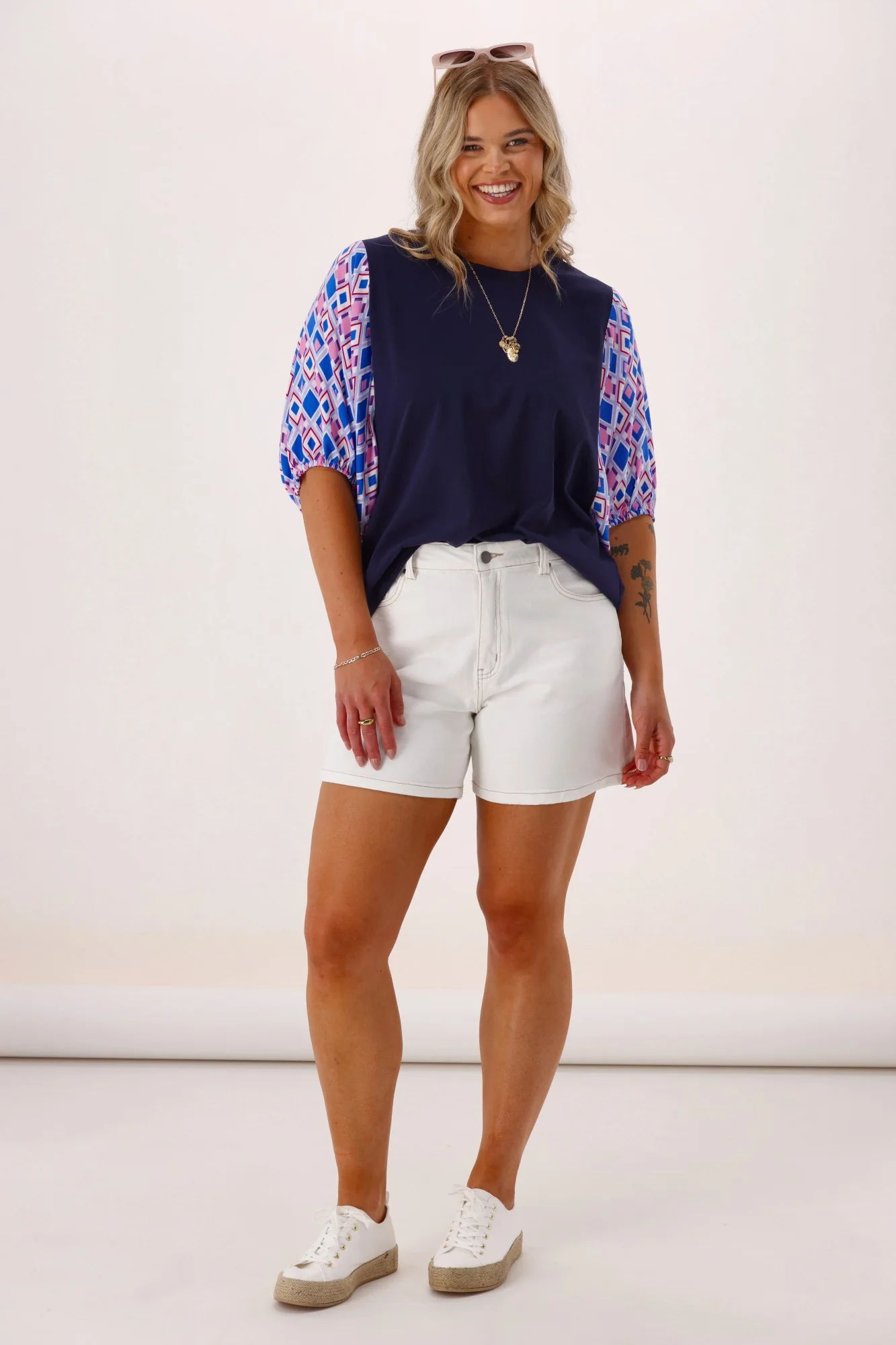 Shine On Label Sirocco Contrast Sleeve Top Navy - Image 3