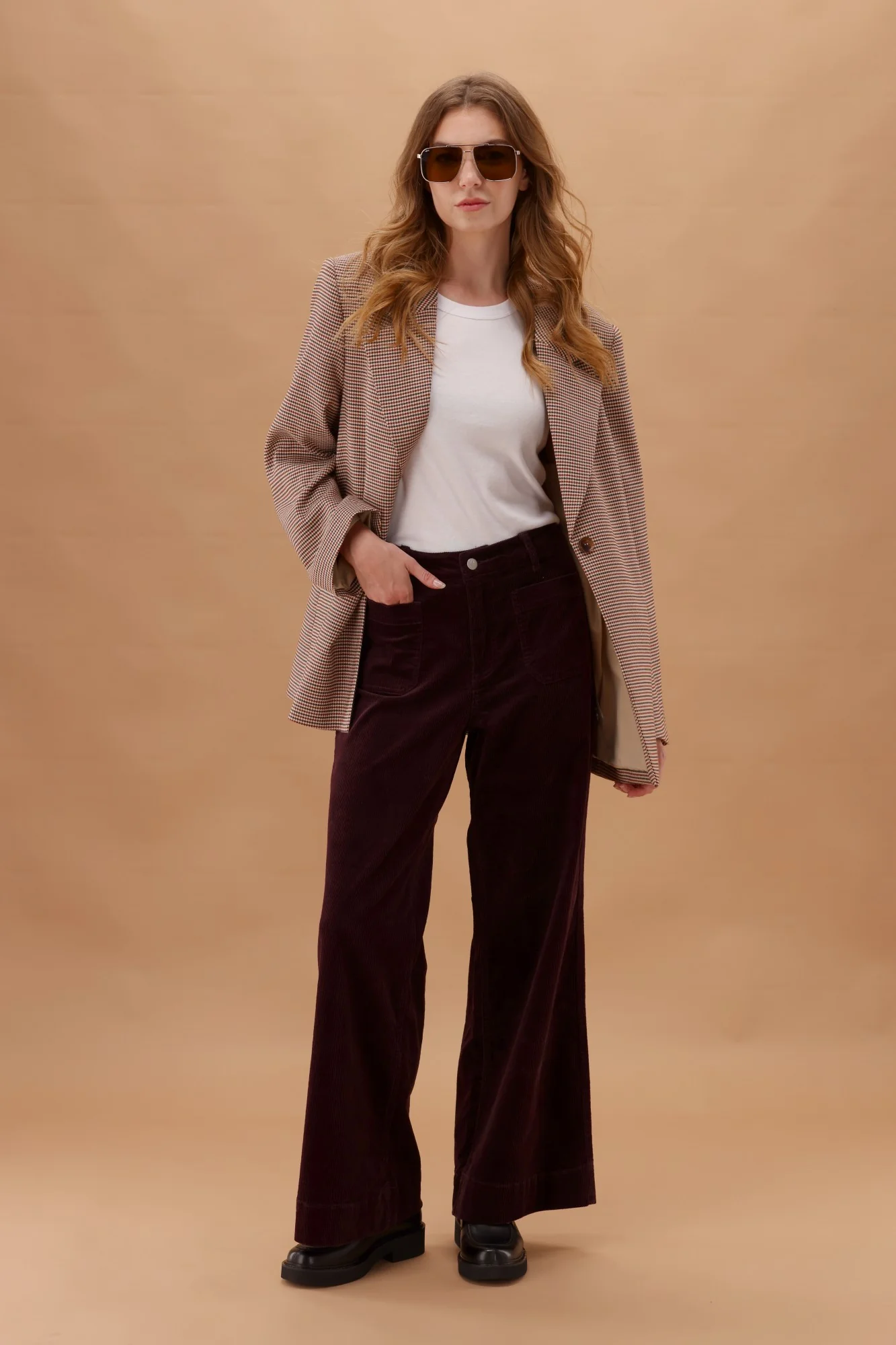 Shine On Label Sloan Corduroy Patch Pocket Jean Berry - Image 5