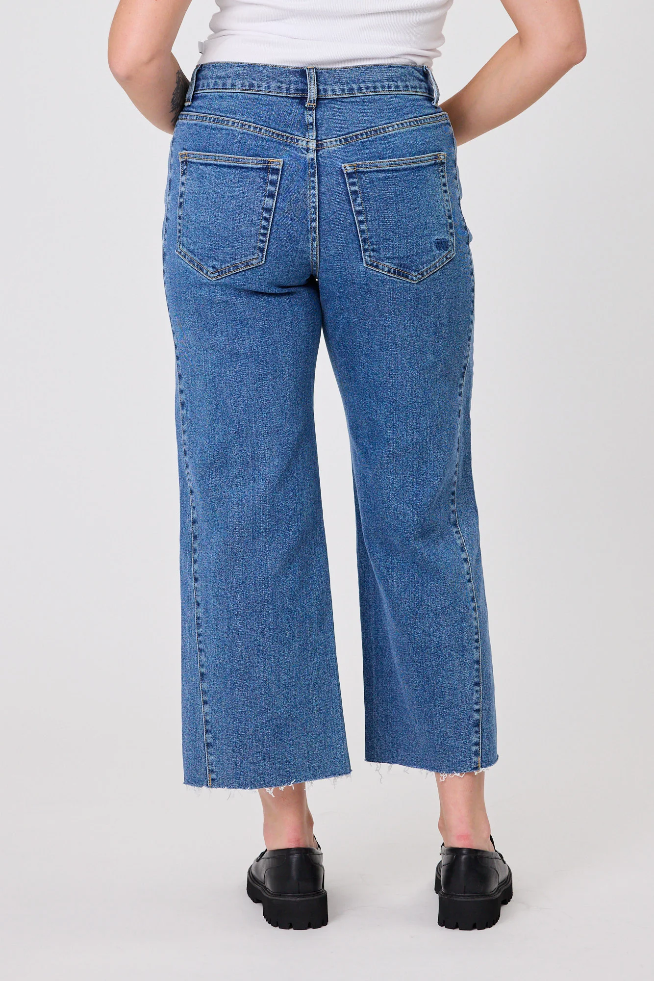 Shine On Label Stellar Side Panel Wide Leg Jean - Image 5