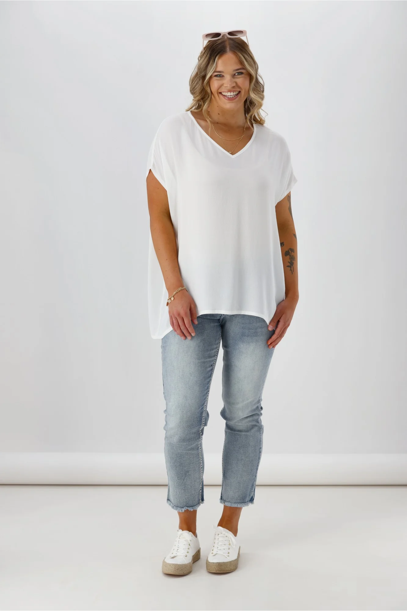 Shine On Label Summer Essential Drape V Neck Top White - Image 5
