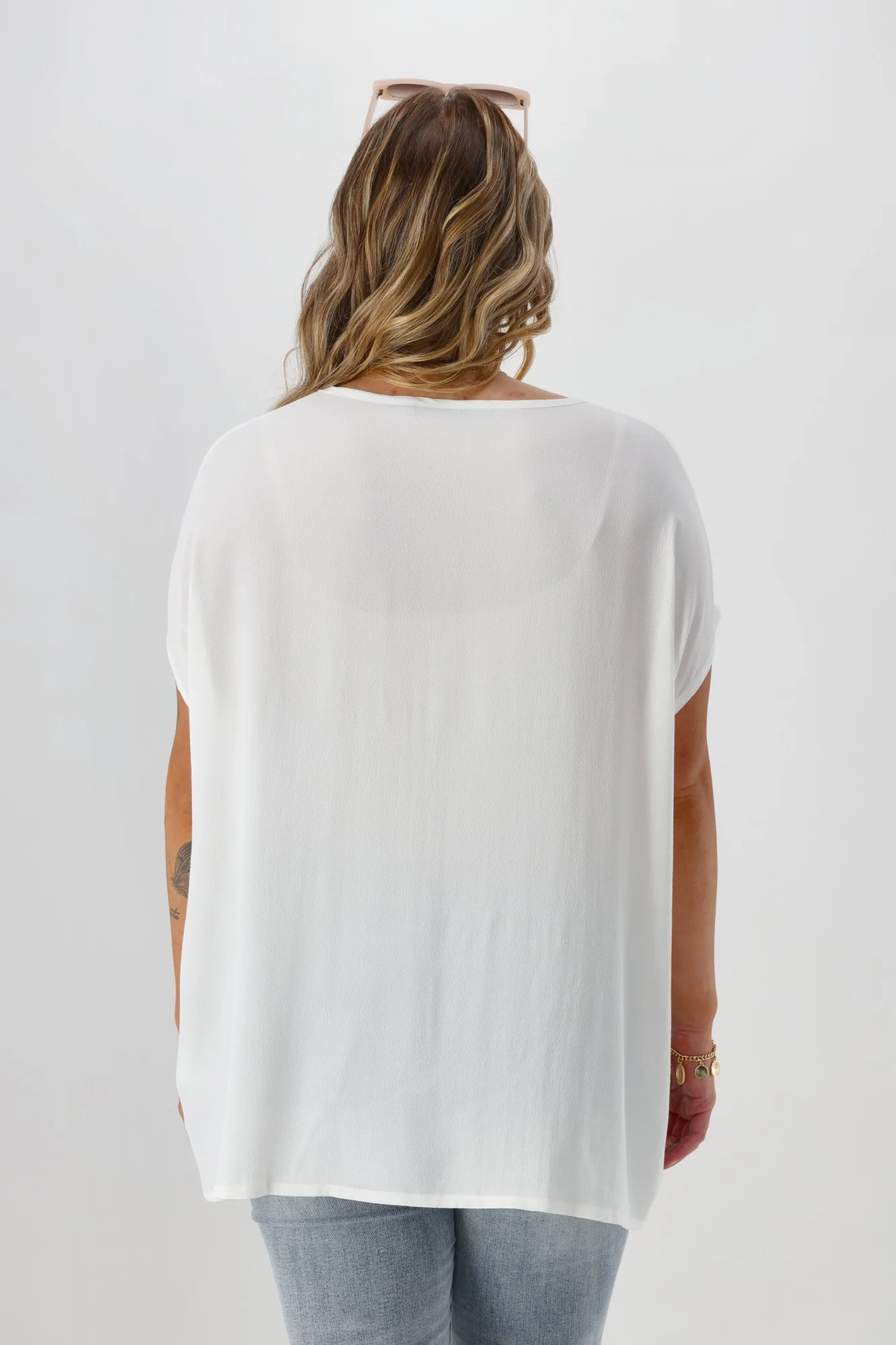 Shine On Label Summer Essential Drape V Neck Top White - Image 7