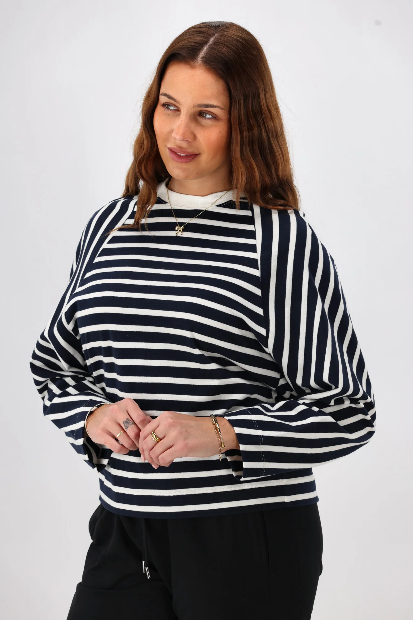 Shine On Label Tyra Stripe Raglan Top Midnight Ivory - Image 4