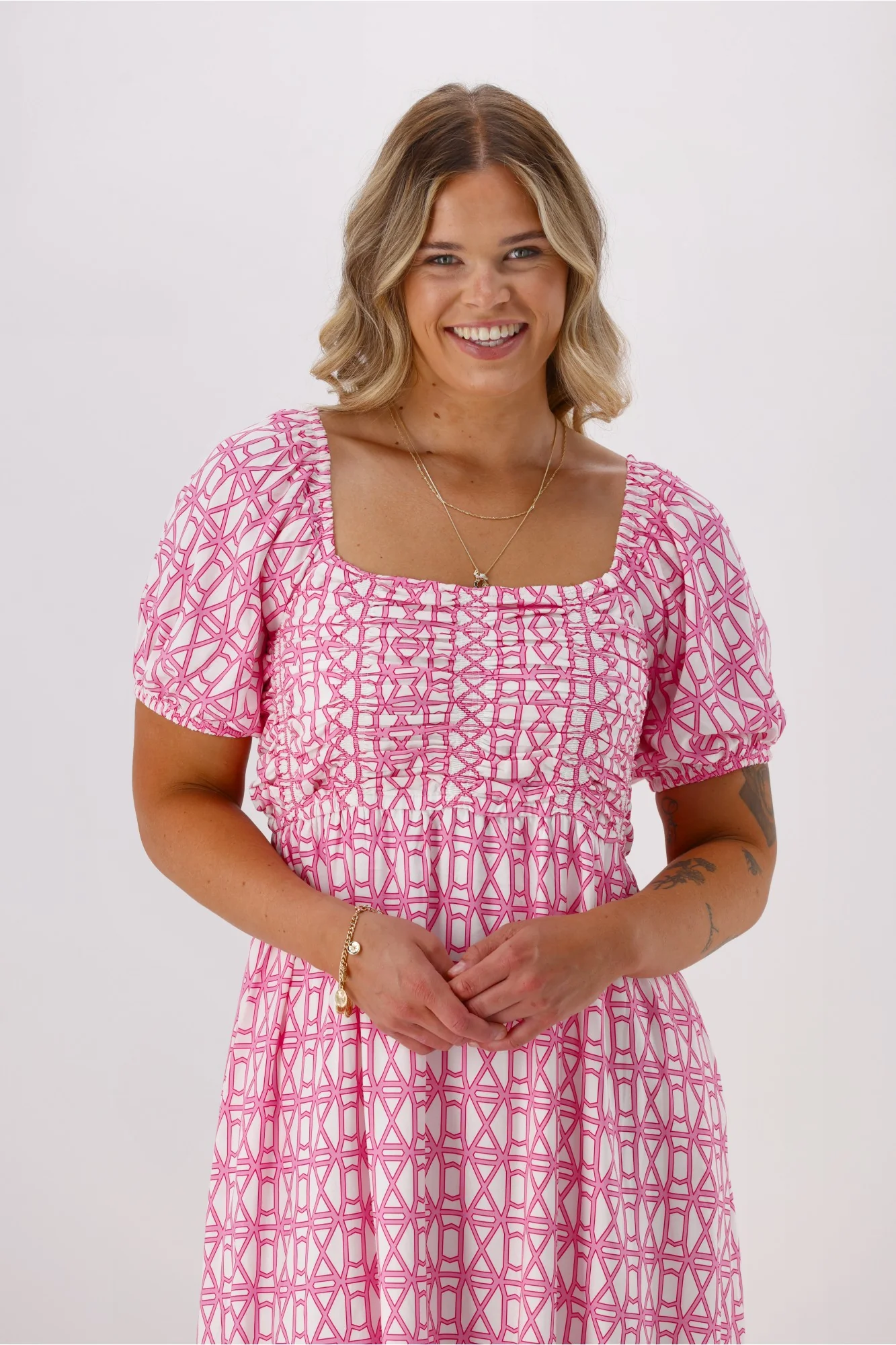 Shine On Label Yumi Dress Pink White Geo - Image 4
