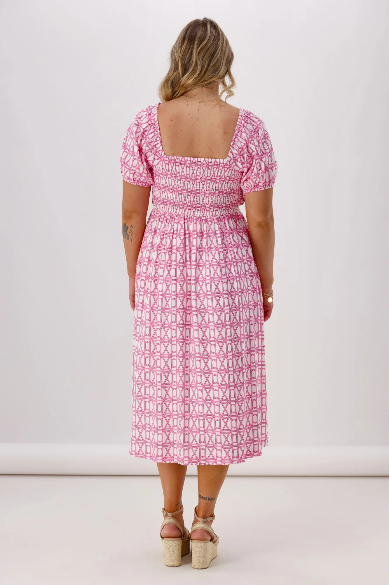 Shine On Label Yumi Dress Pink White Geo - Image 6