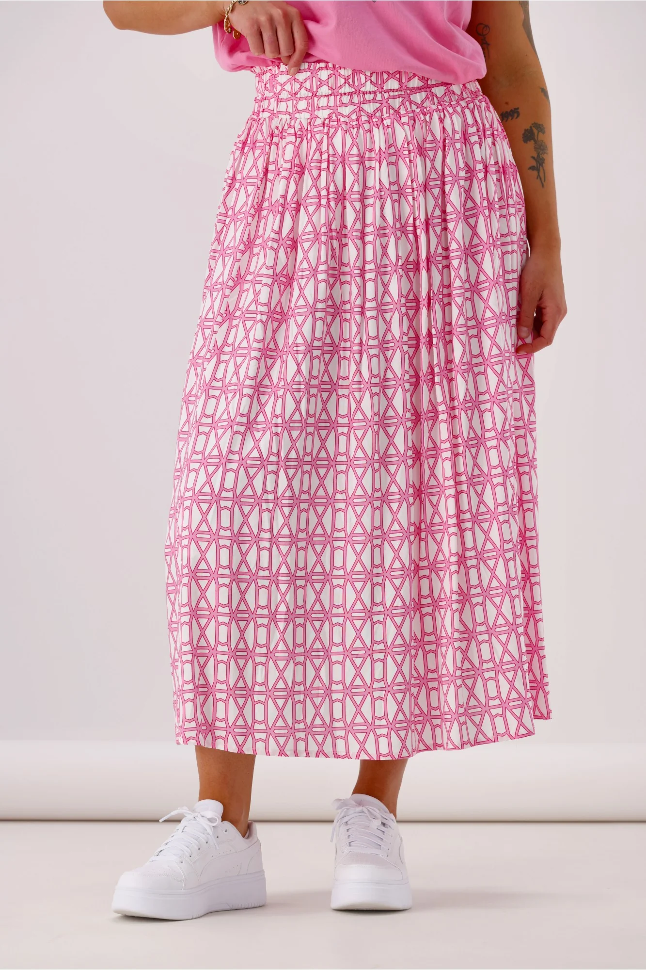 Shine On Label Yumi Skirt Pink White Geo - Image 3