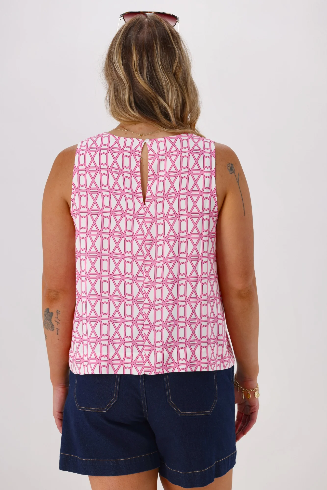 Shine On Label Yumi Tank Pink White Geo - Image 6