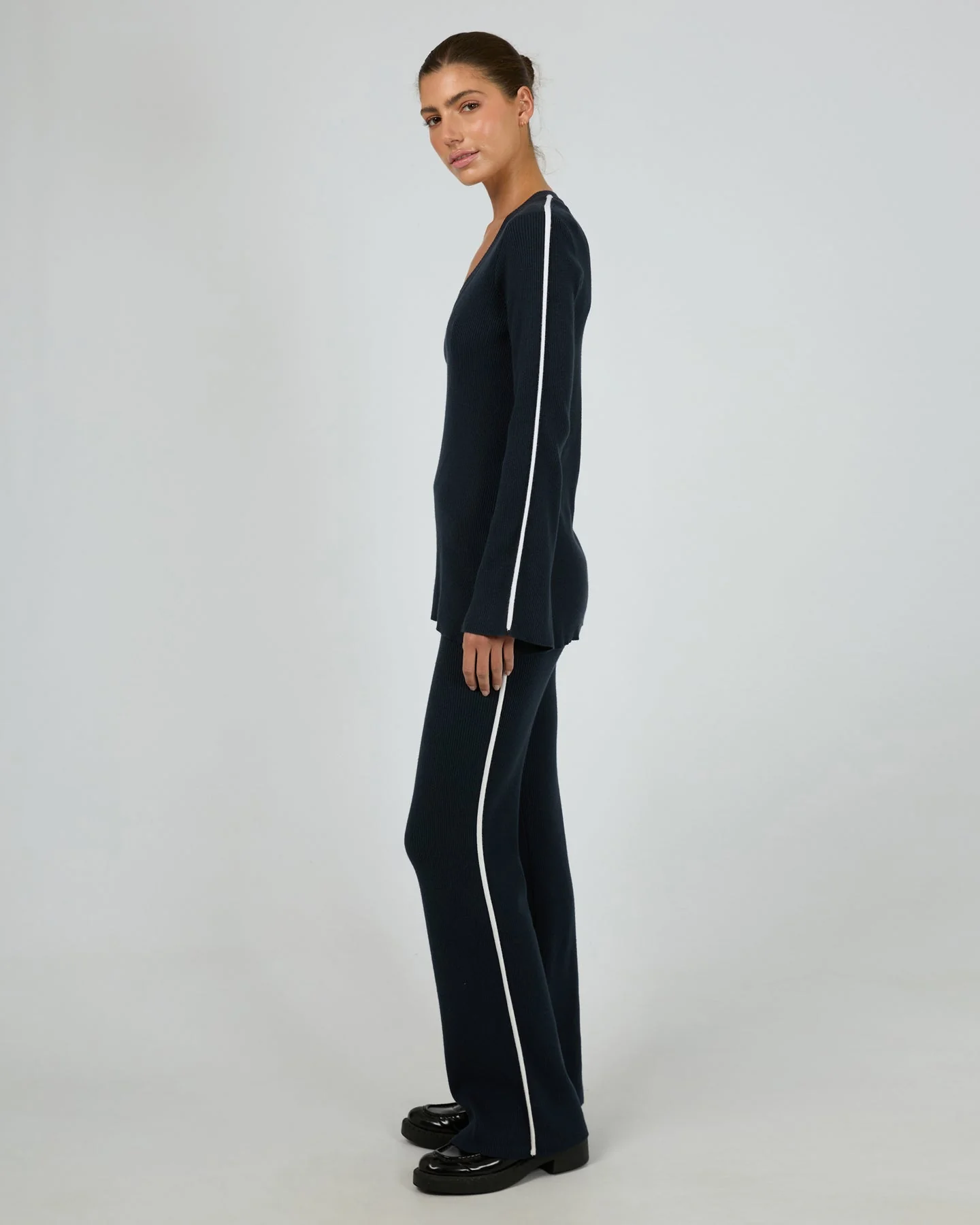 Silent Theory Highland Knit Jumper Navy - Image 5