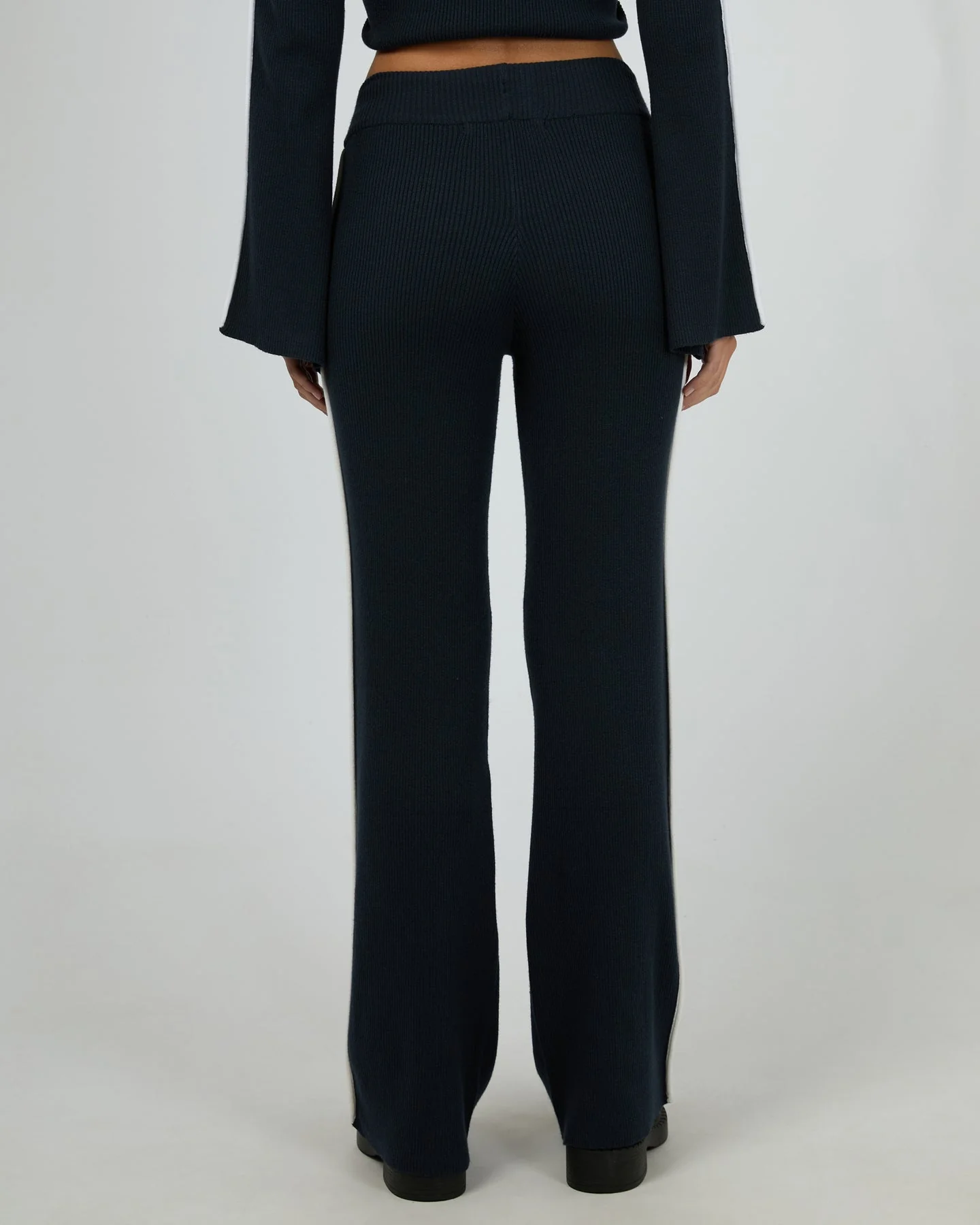 Silent Theory Highland Knit Pant Navy - Image 6