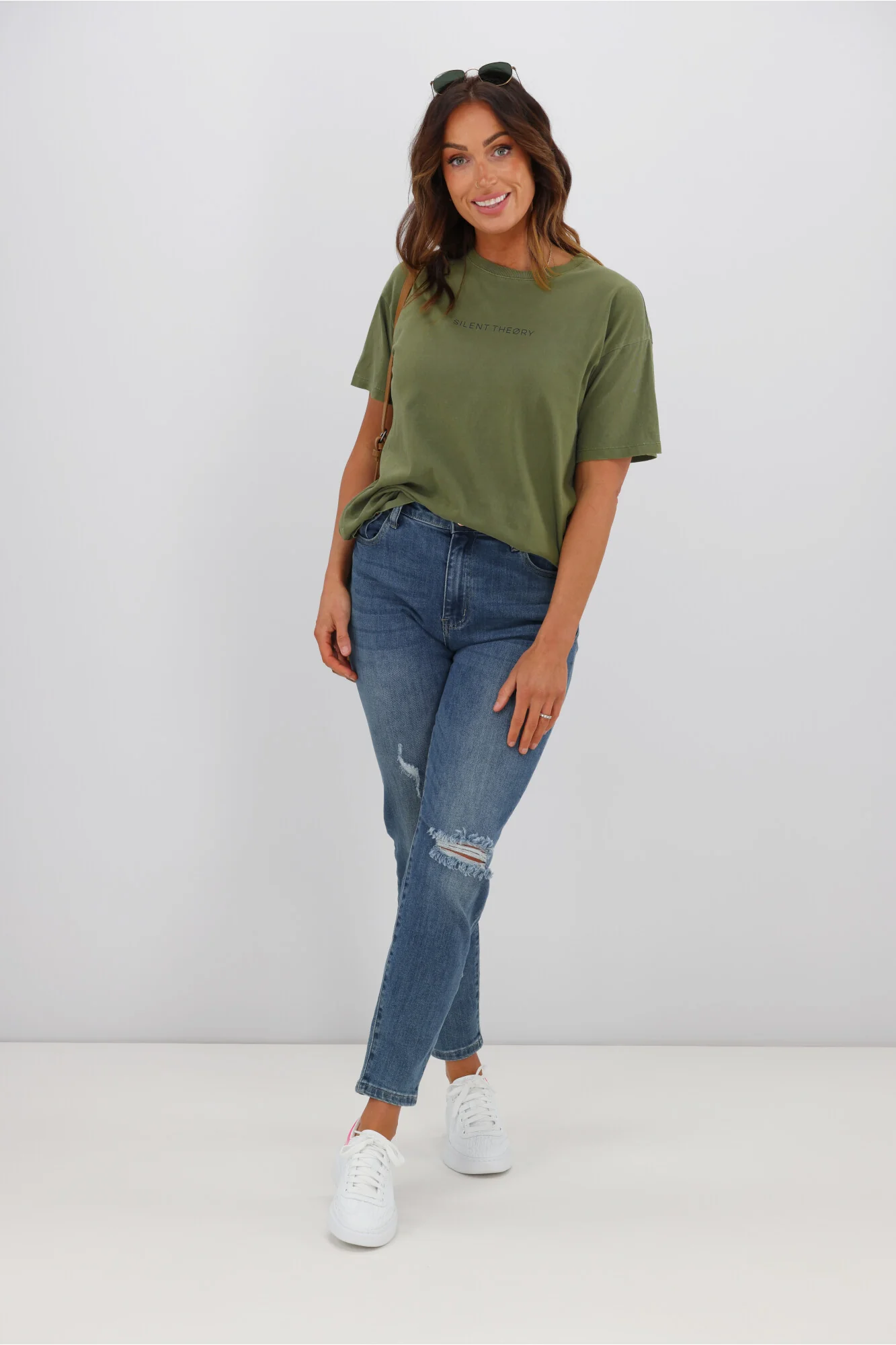 Silent Theory Logo Tee Khaki - Image 6