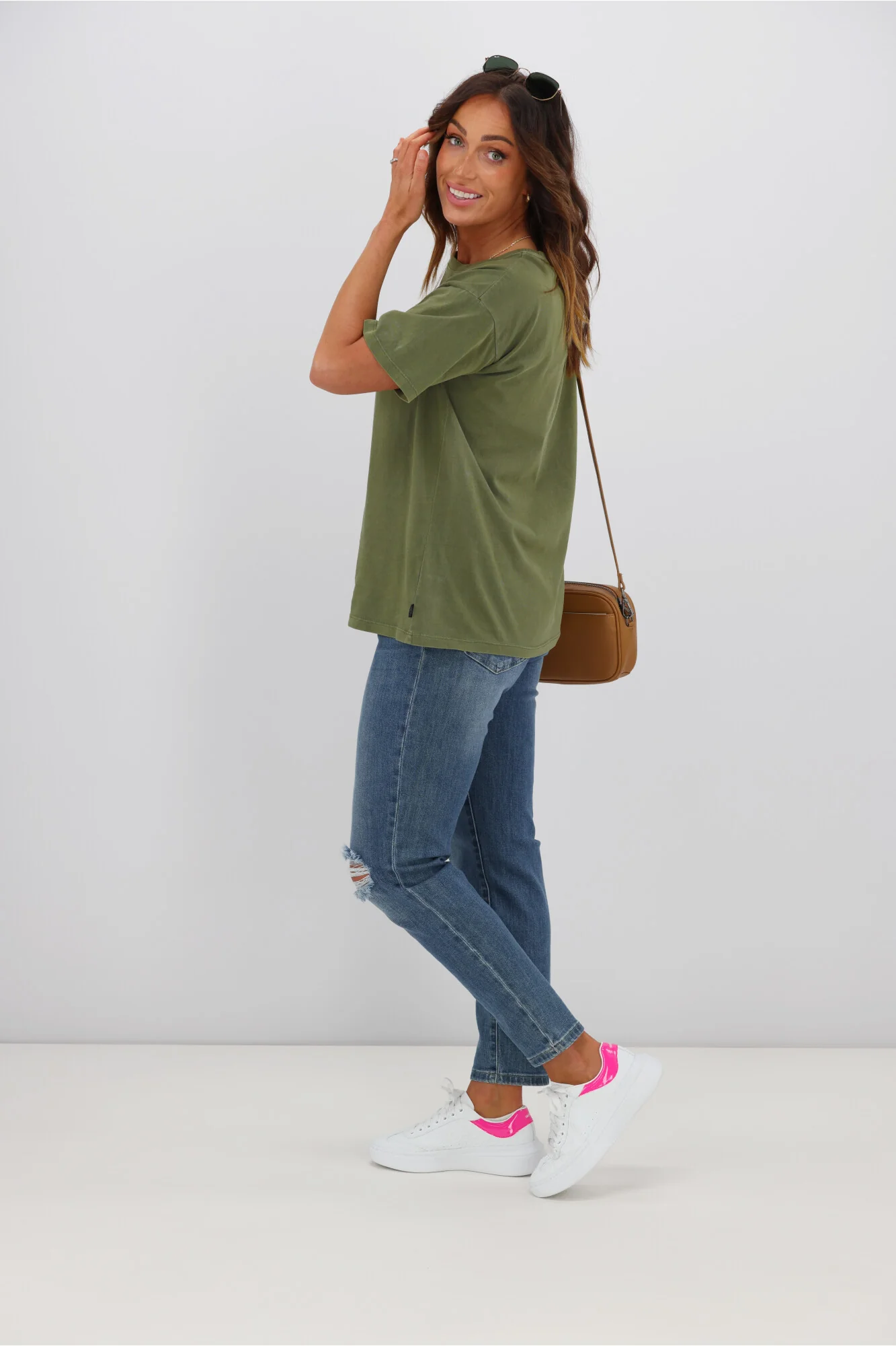Silent Theory Logo Tee Khaki - Image 7