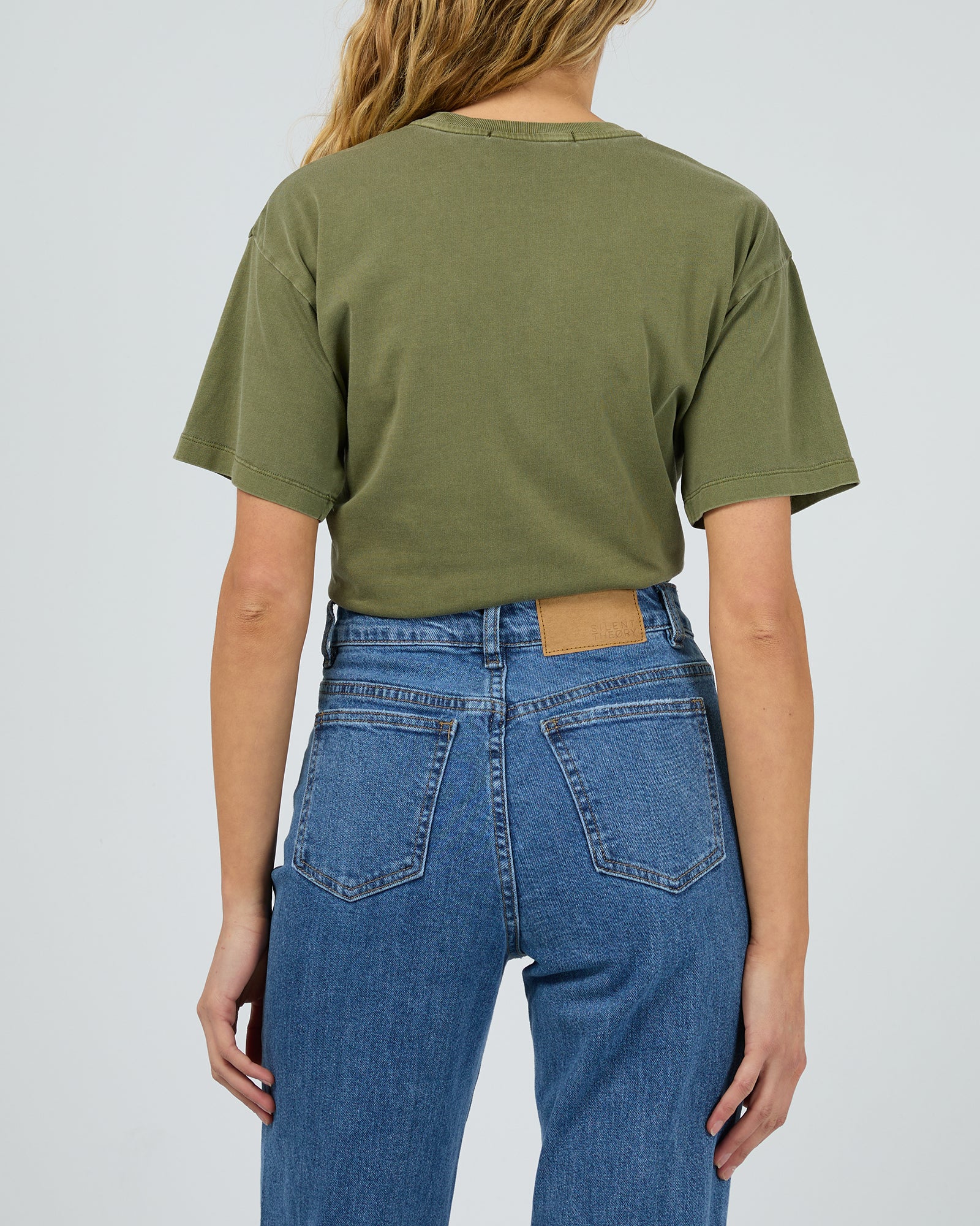 Silent Theory Logo Tee Khaki - Image 8