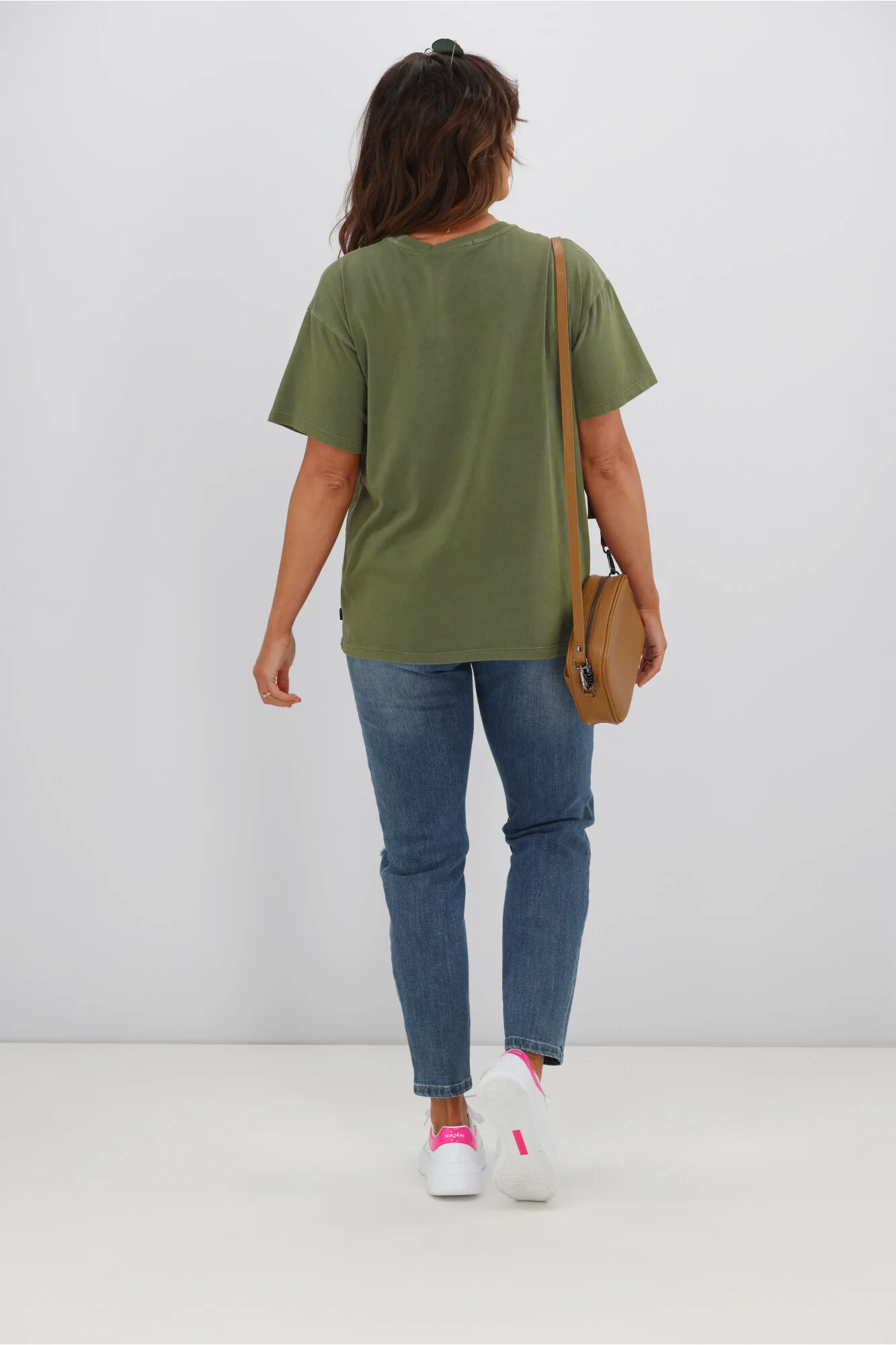 Silent Theory Logo Tee Khaki - Image 9