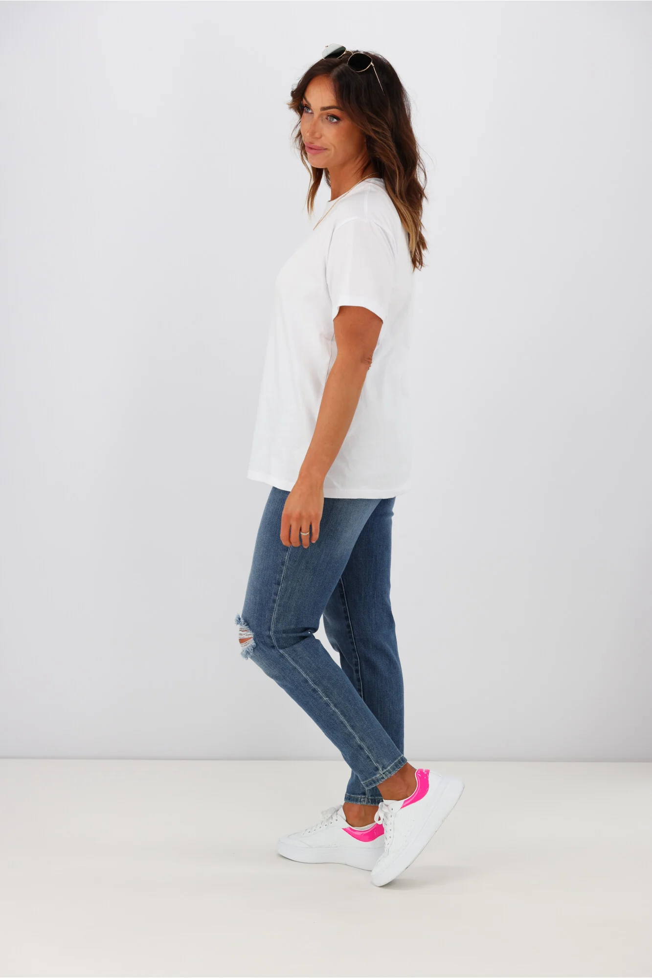 Silent Theory Logo Tee White - Image 8