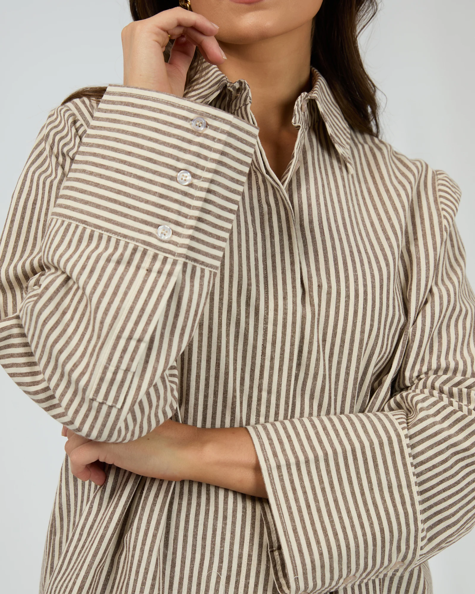 Silent Theory Sunday Long Sleeve Shirt Chocolate - Image 5
