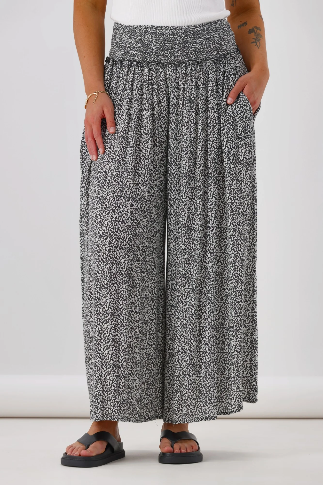 Sunday Boho India Pant Leopard Print - Image 8