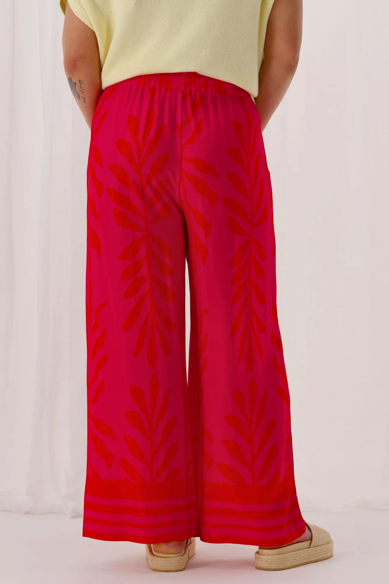 Sunday Boho Jamie Border Print Pant Fuchsia Lipstick - Image 9