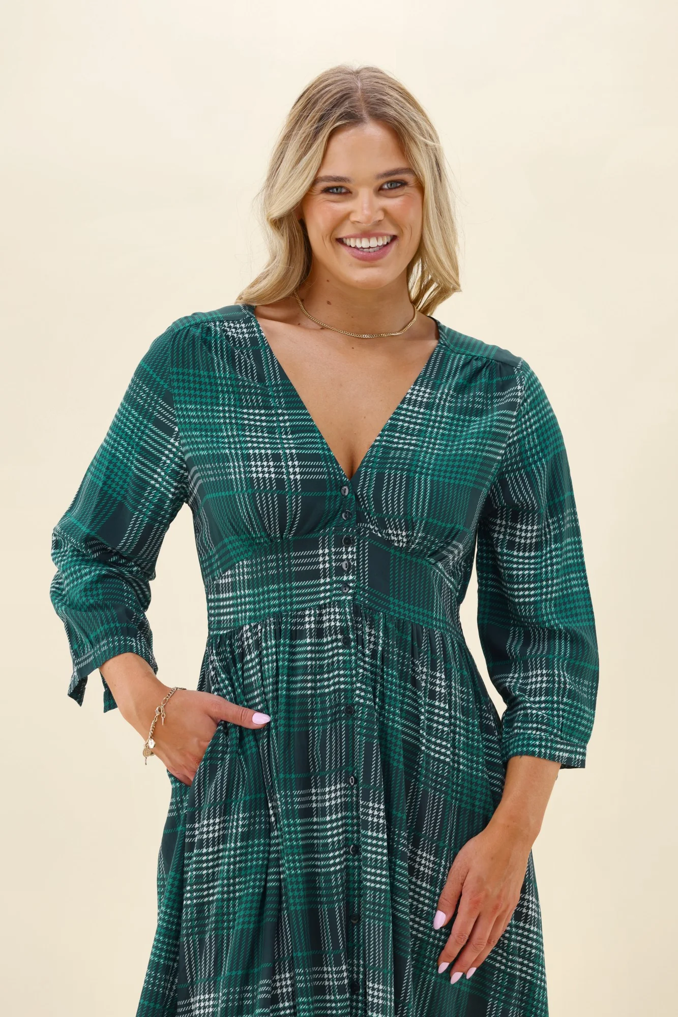 Sunday Boho Kathy Midi Dress Green Gingham - Image 3