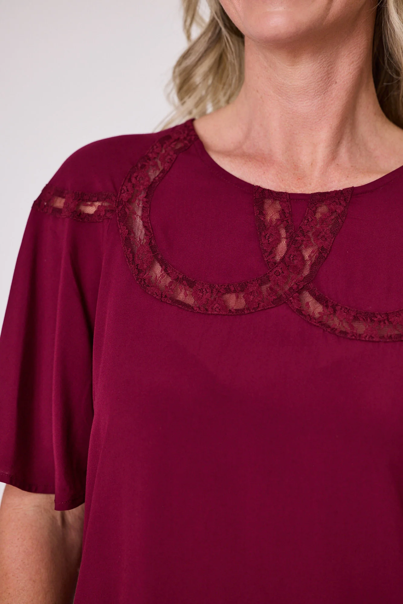 Sunday Boho Nesta Lace Yoke Detail Top Burgundy - Image 2