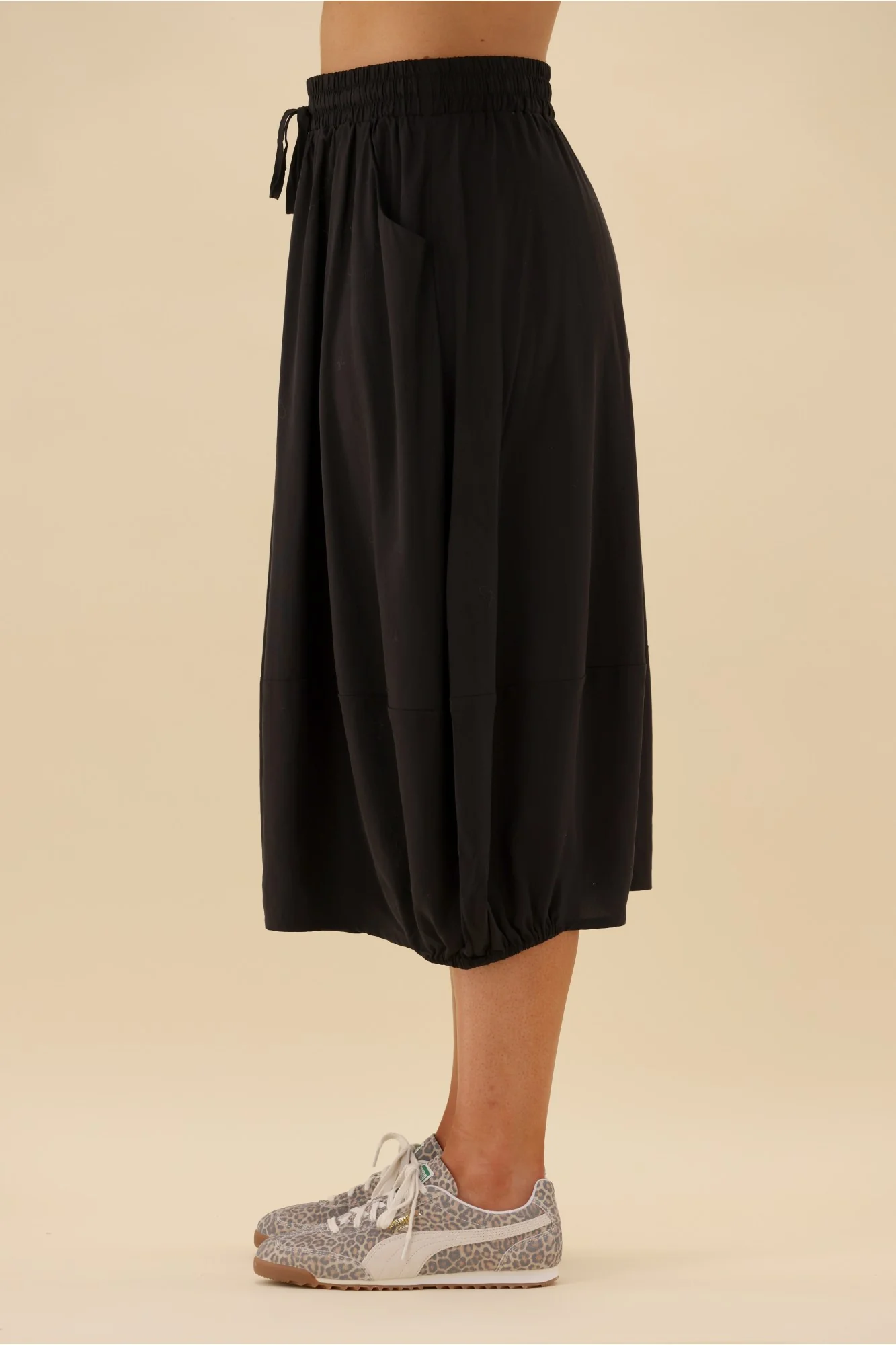 Sunday Boho Pauline Midi Skirt Black - Image 5