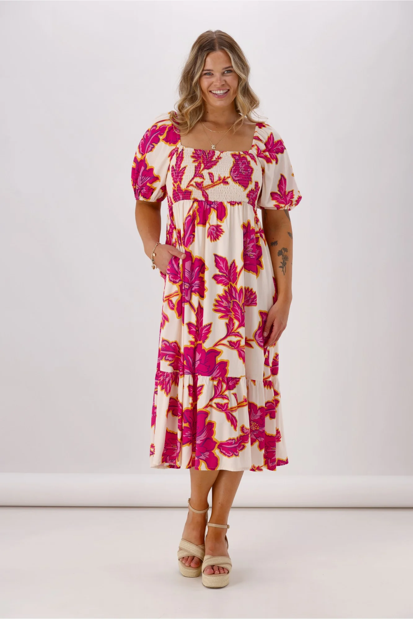 Sunday Boho Shelly Dress Floral Print - Image 3